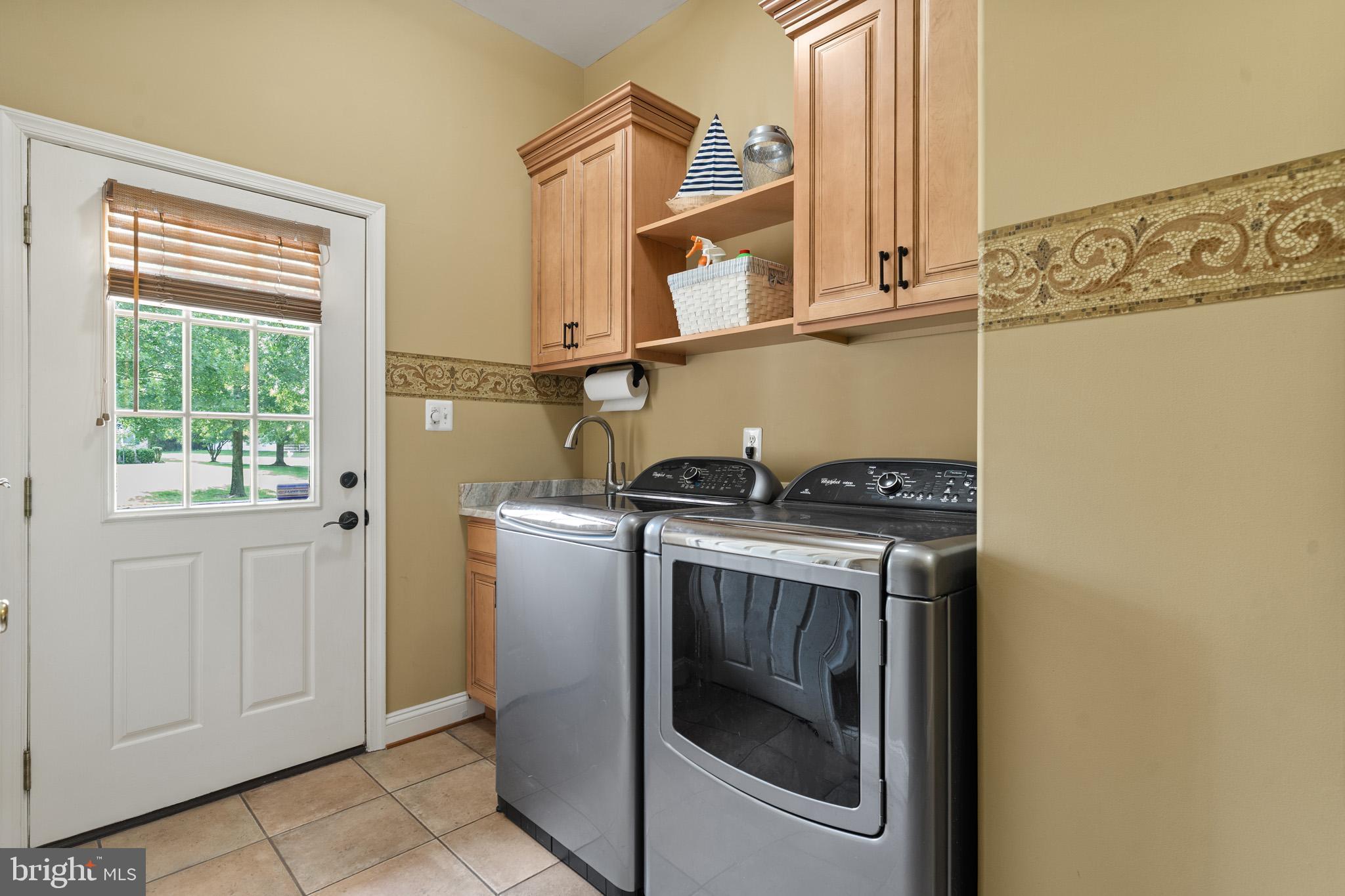 LYONS CREEK OVERLOOK - Residential