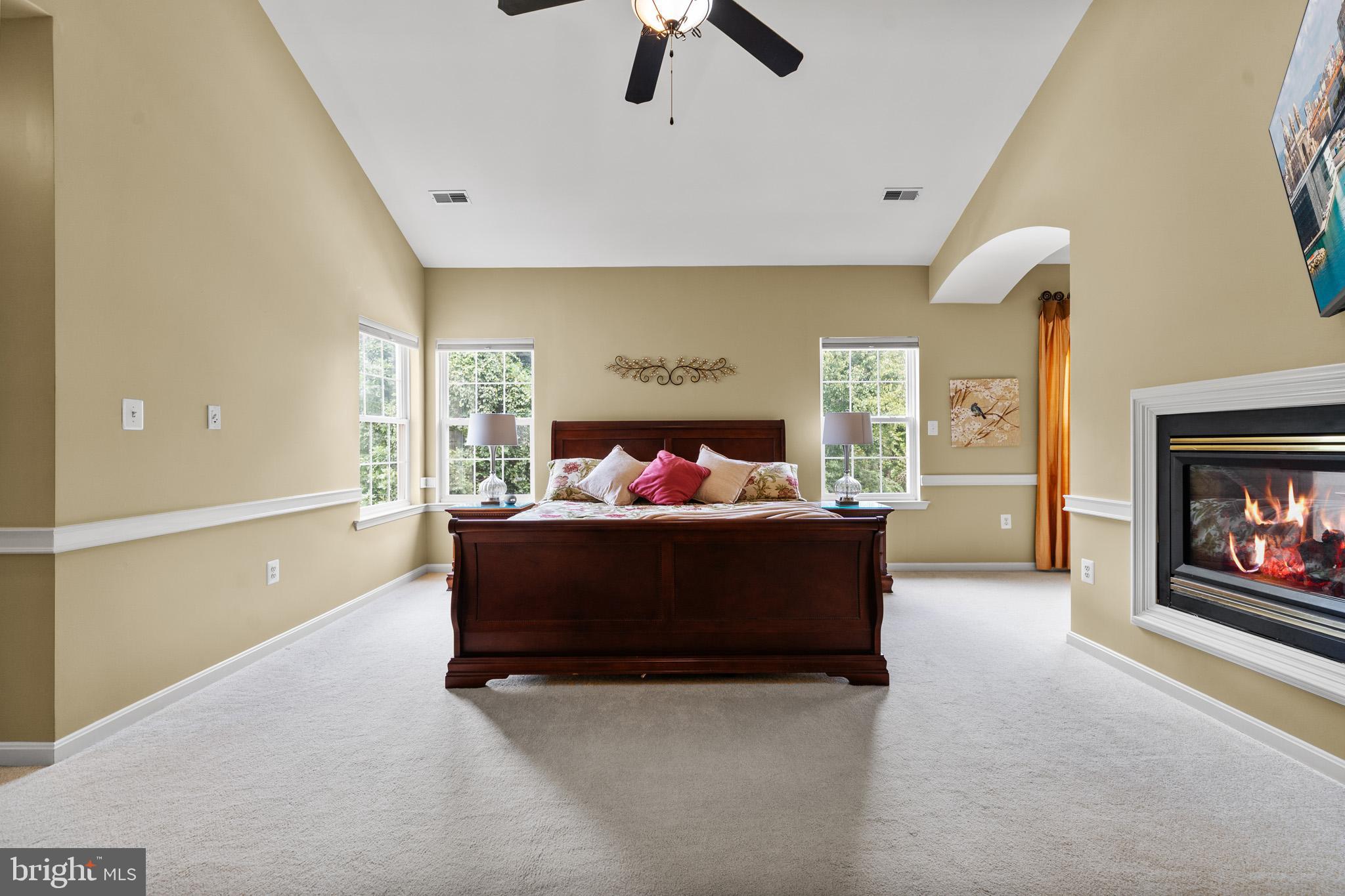 LYONS CREEK OVERLOOK - Residential