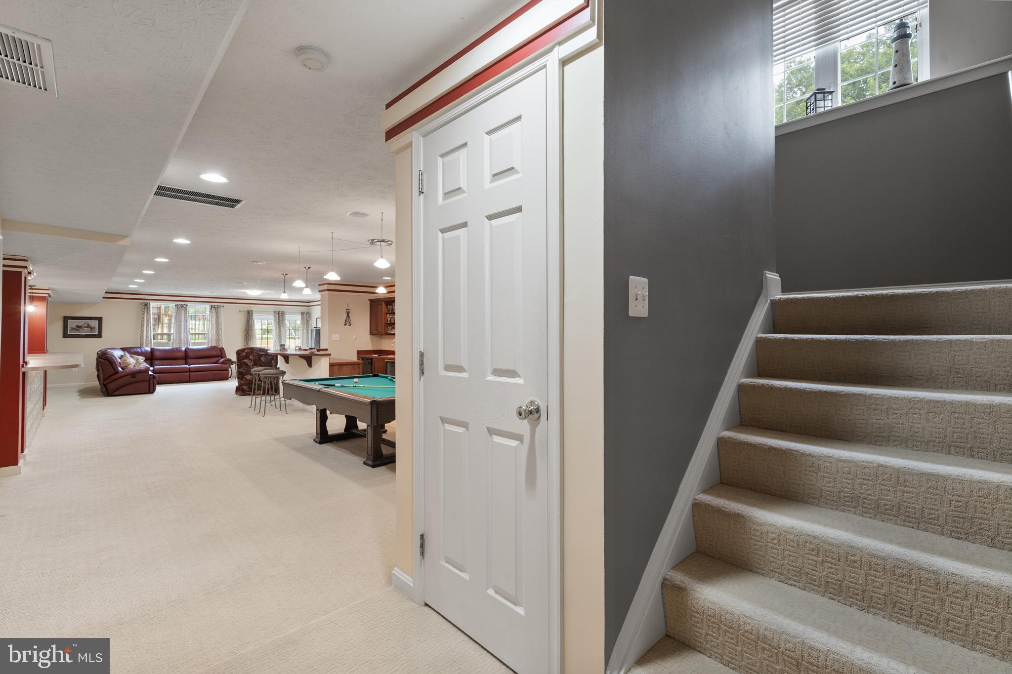 LYONS CREEK OVERLOOK - Residential