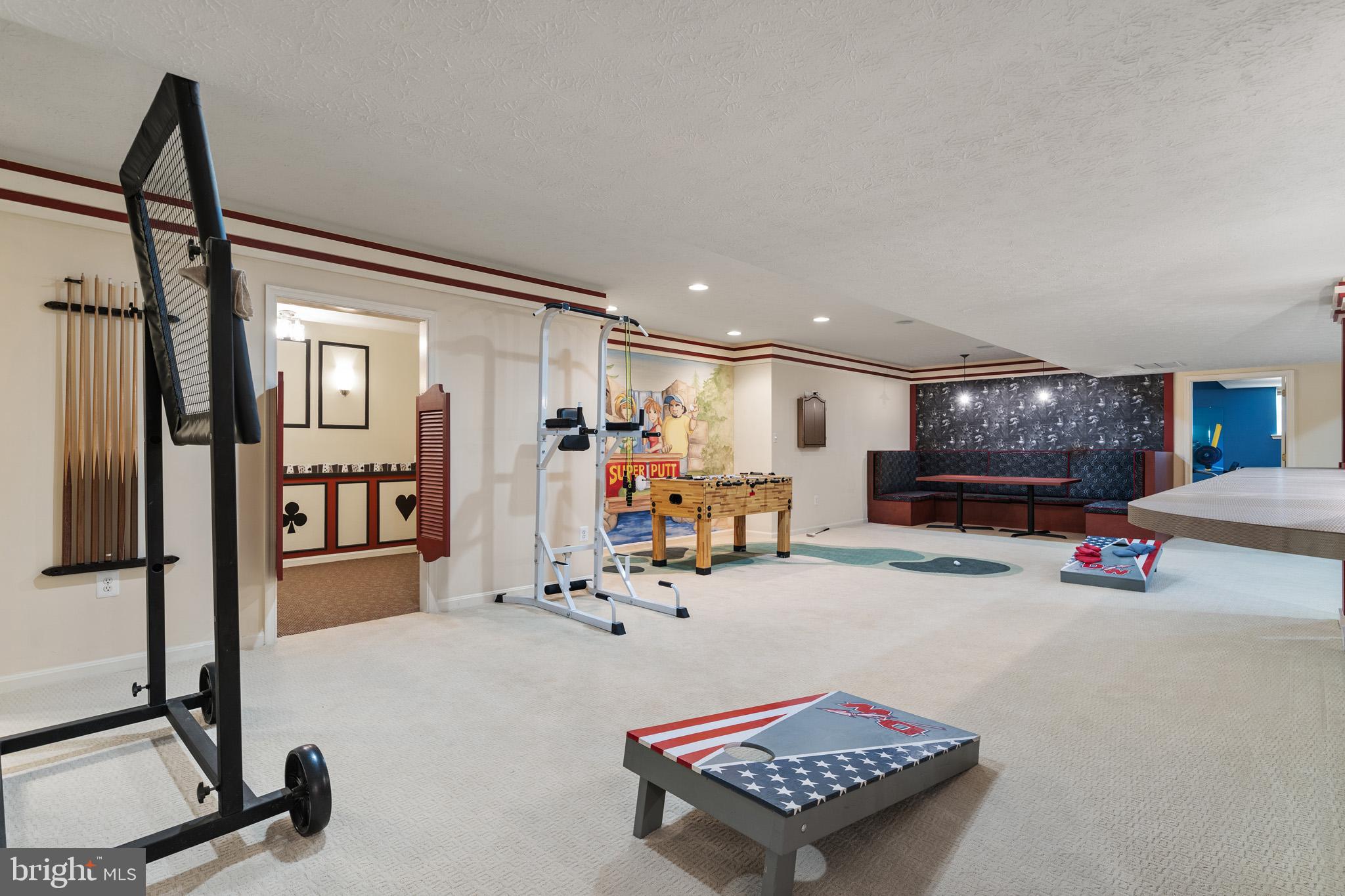 LYONS CREEK OVERLOOK - Residential