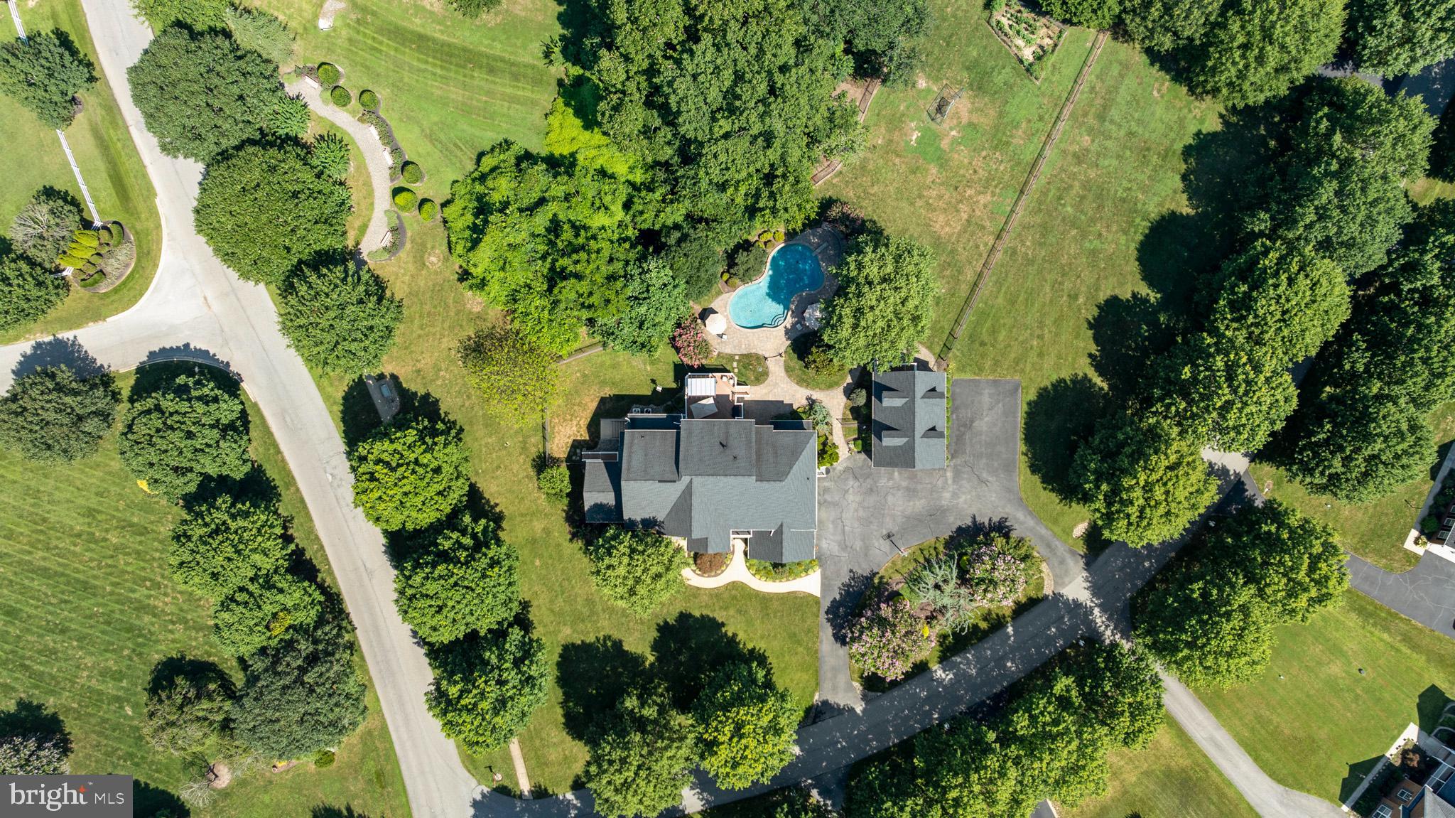 LYONS CREEK OVERLOOK - Residential