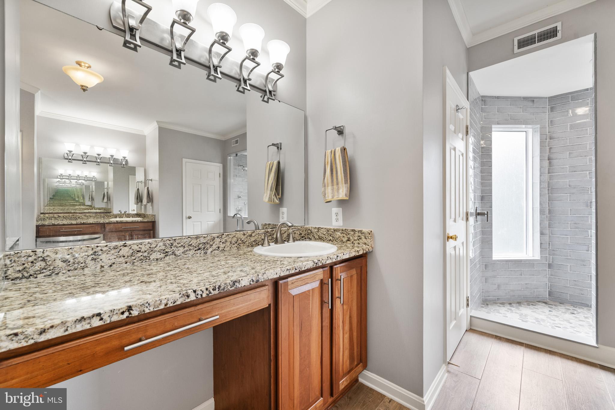 LYONS CREEK OVERLOOK - Residential