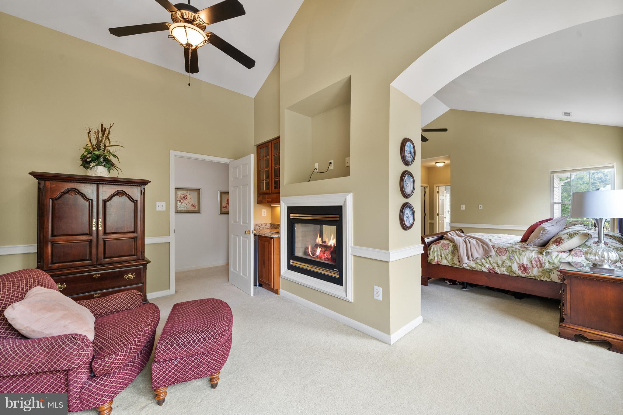 LYONS CREEK OVERLOOK - Residential