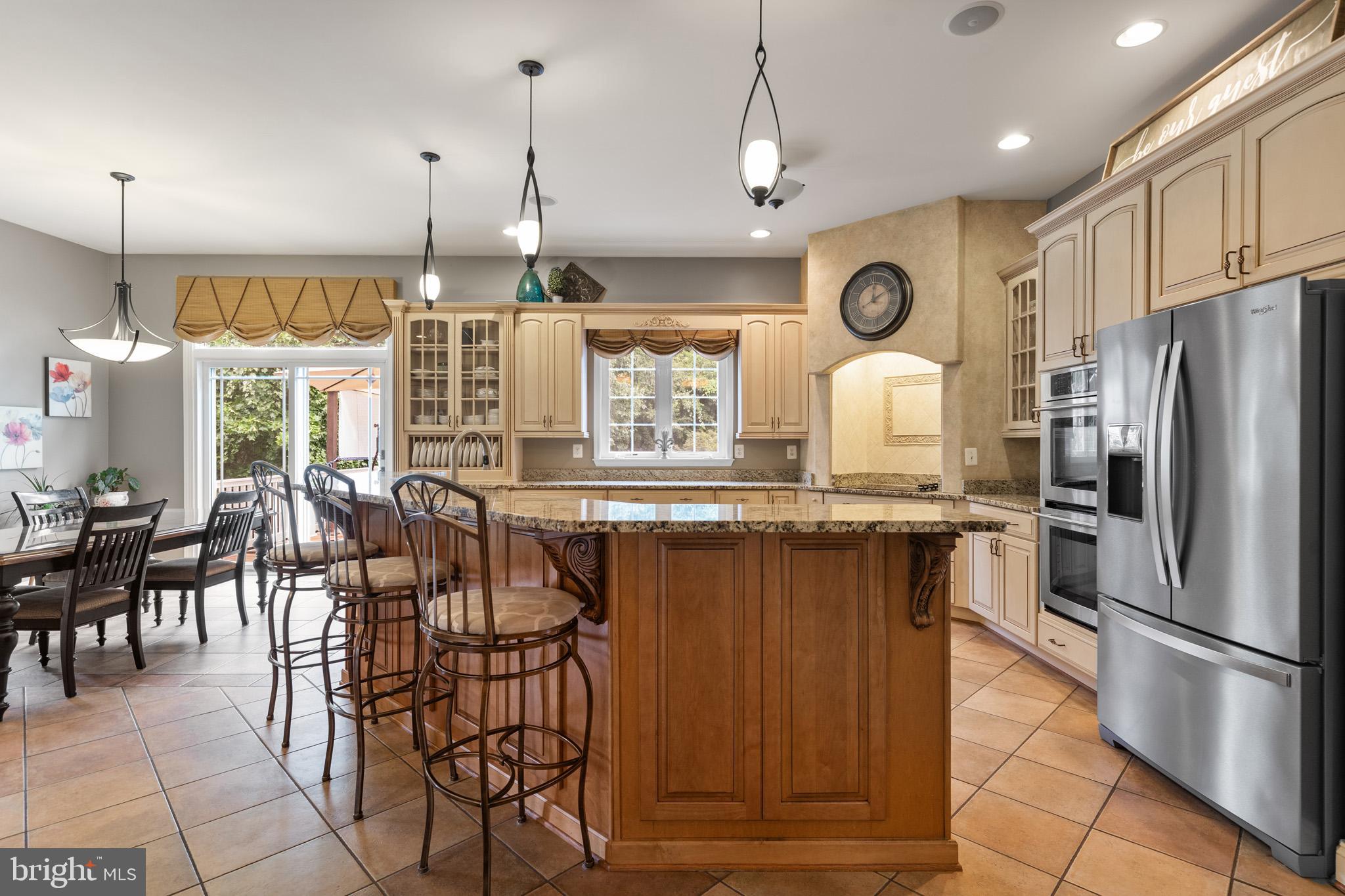 LYONS CREEK OVERLOOK - Residential