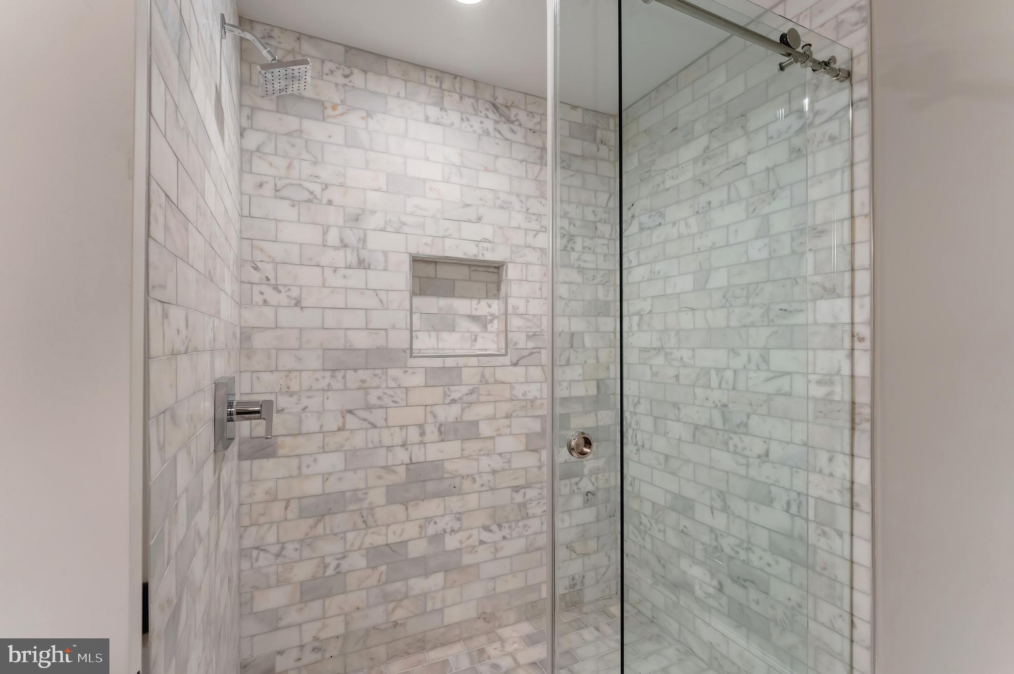 ALEXANDRIA - Residential