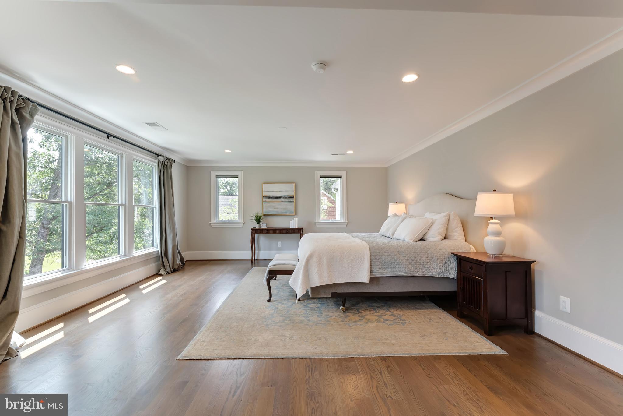 ALEXANDRIA - Residential