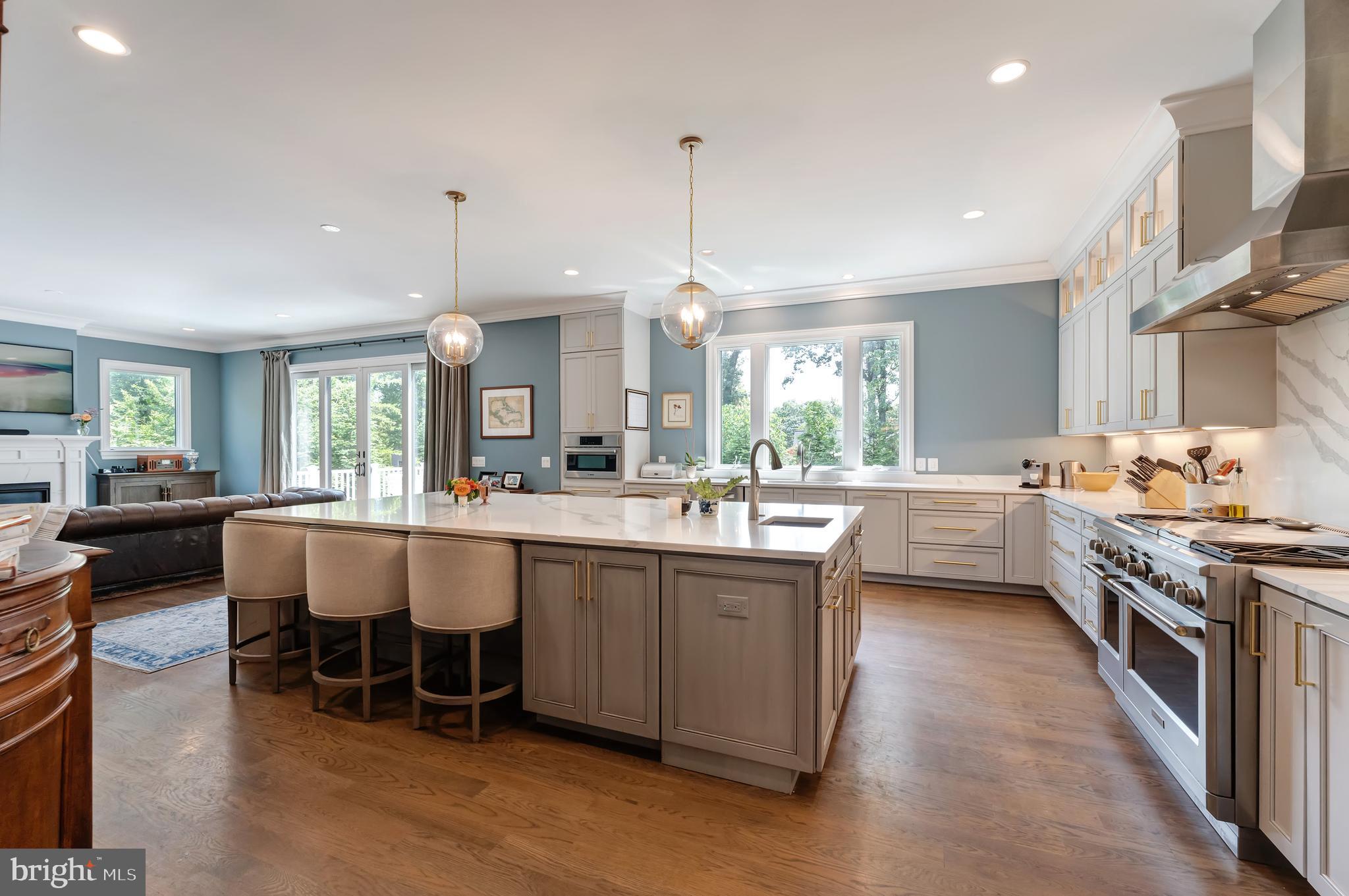 ALEXANDRIA - Residential