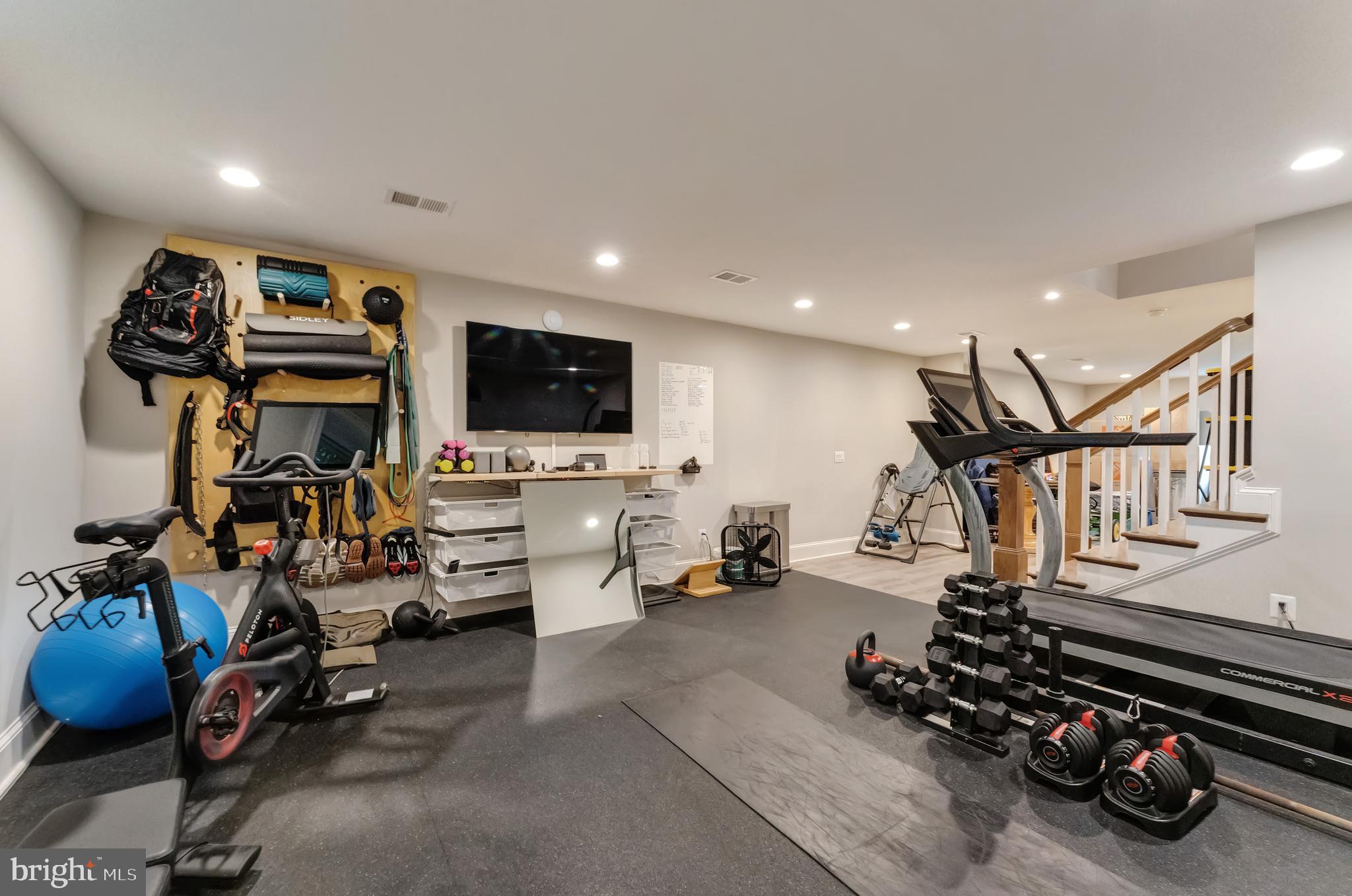 ALEXANDRIA - Residential