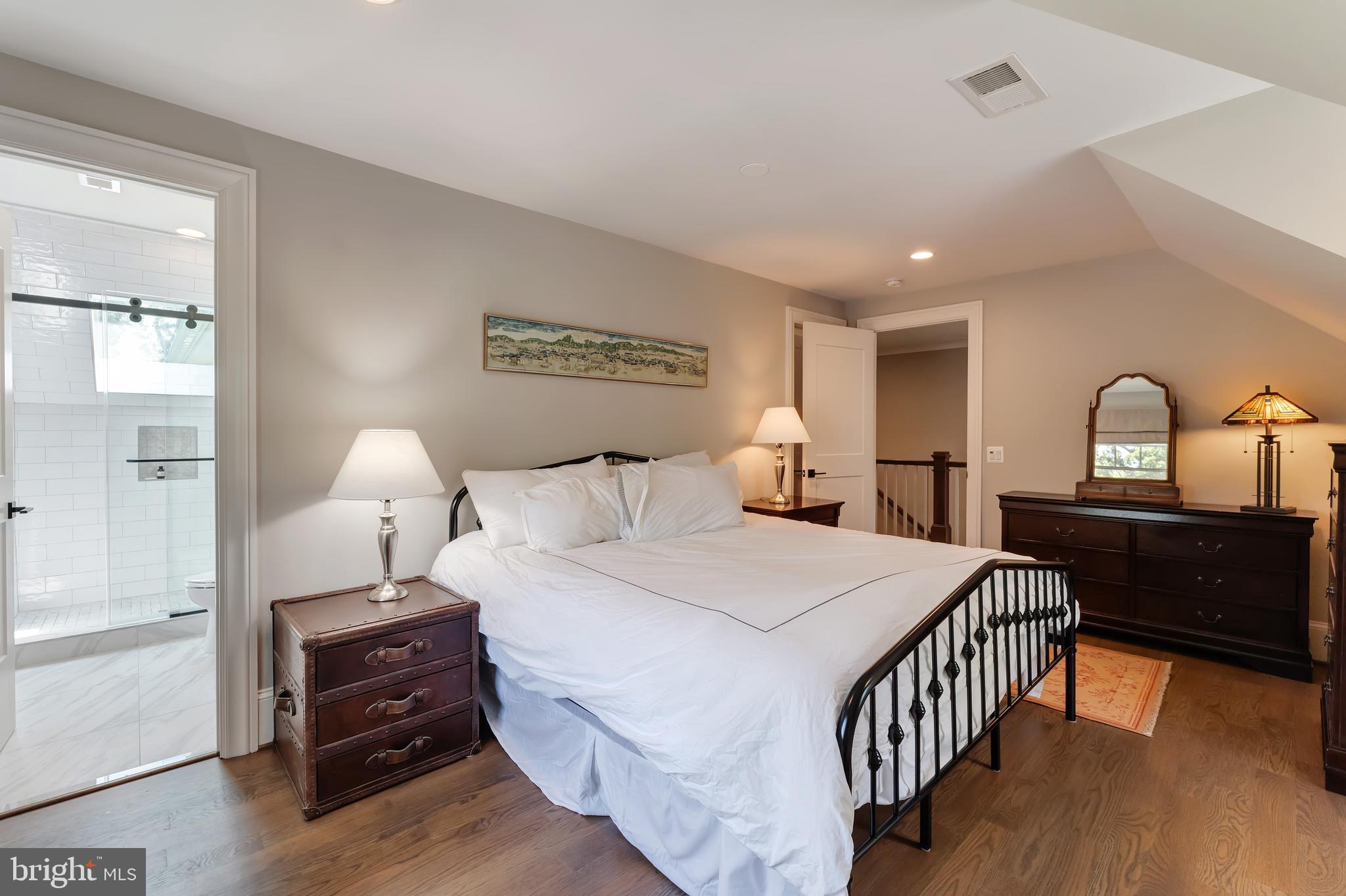 ALEXANDRIA - Residential