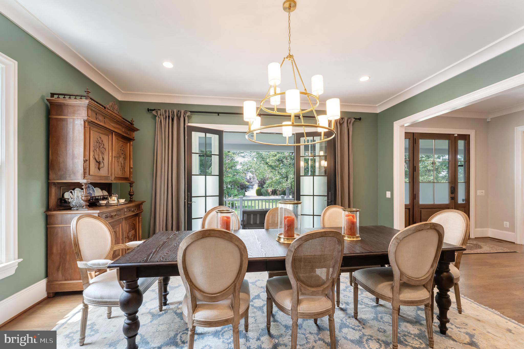 ALEXANDRIA - Residential