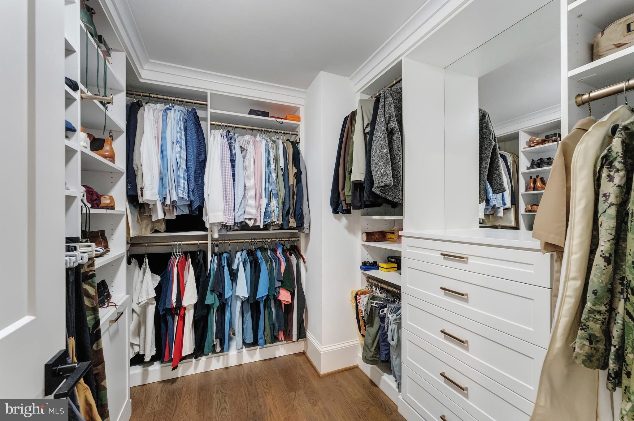 ALEXANDRIA - Residential