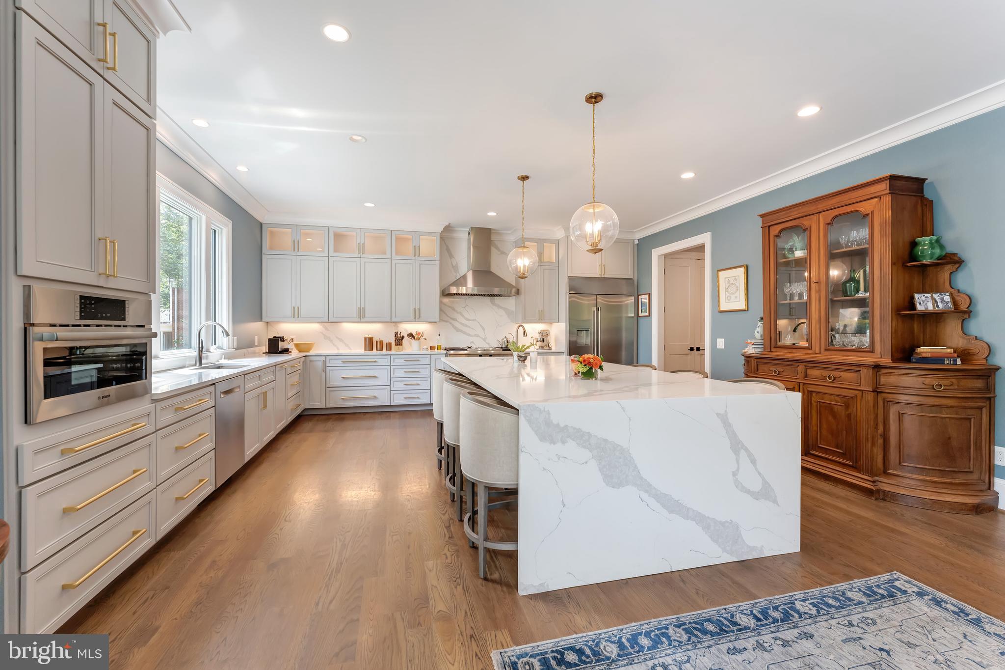 ALEXANDRIA - Residential