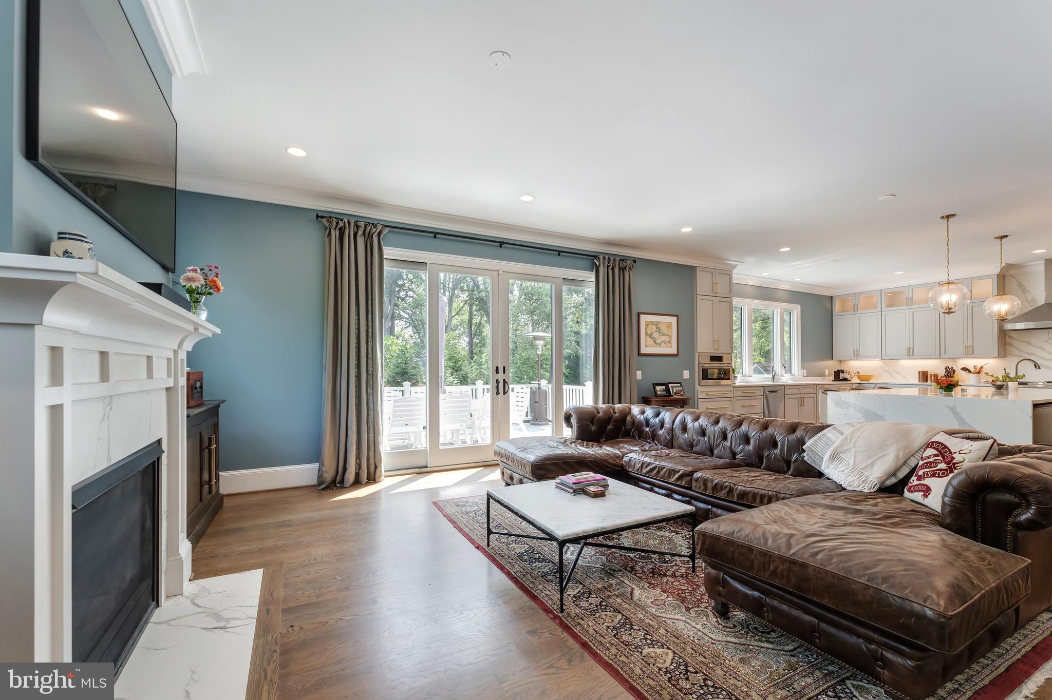 ALEXANDRIA - Residential