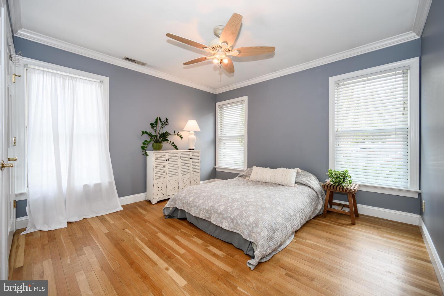 EDGE COVE - Residential