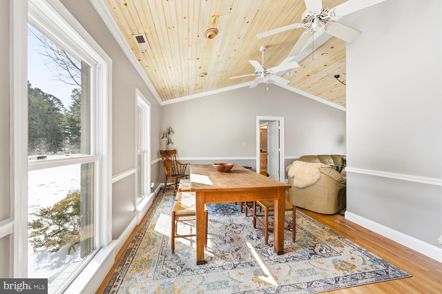 EDGE COVE - Residential