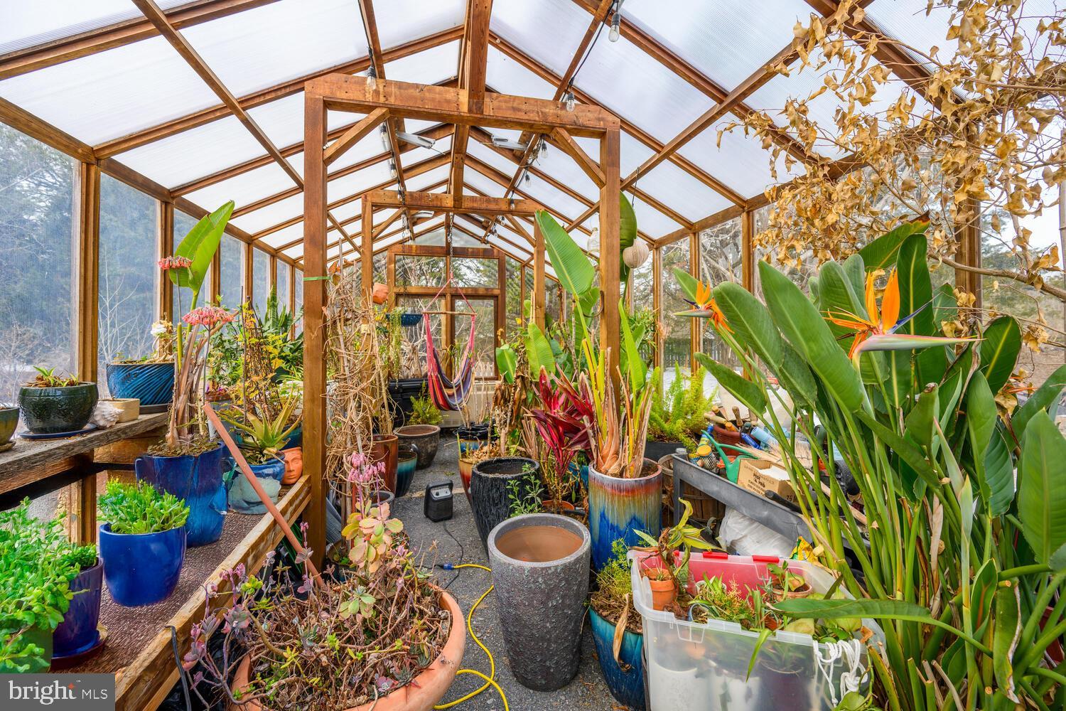 EDGE COVE - Residential