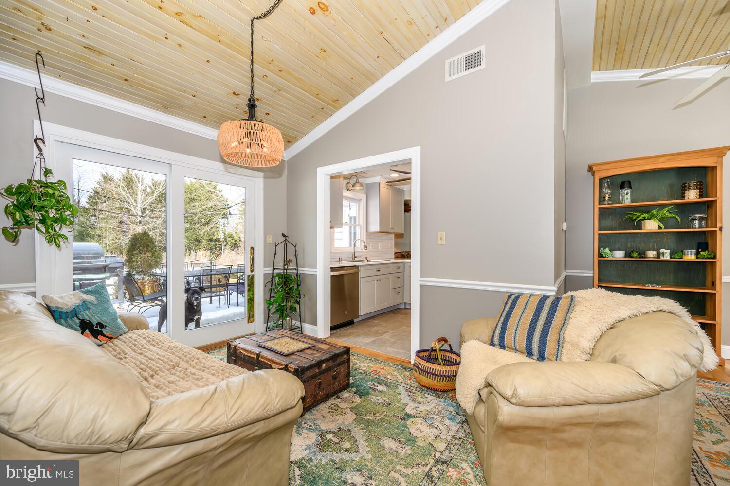 EDGE COVE - Residential