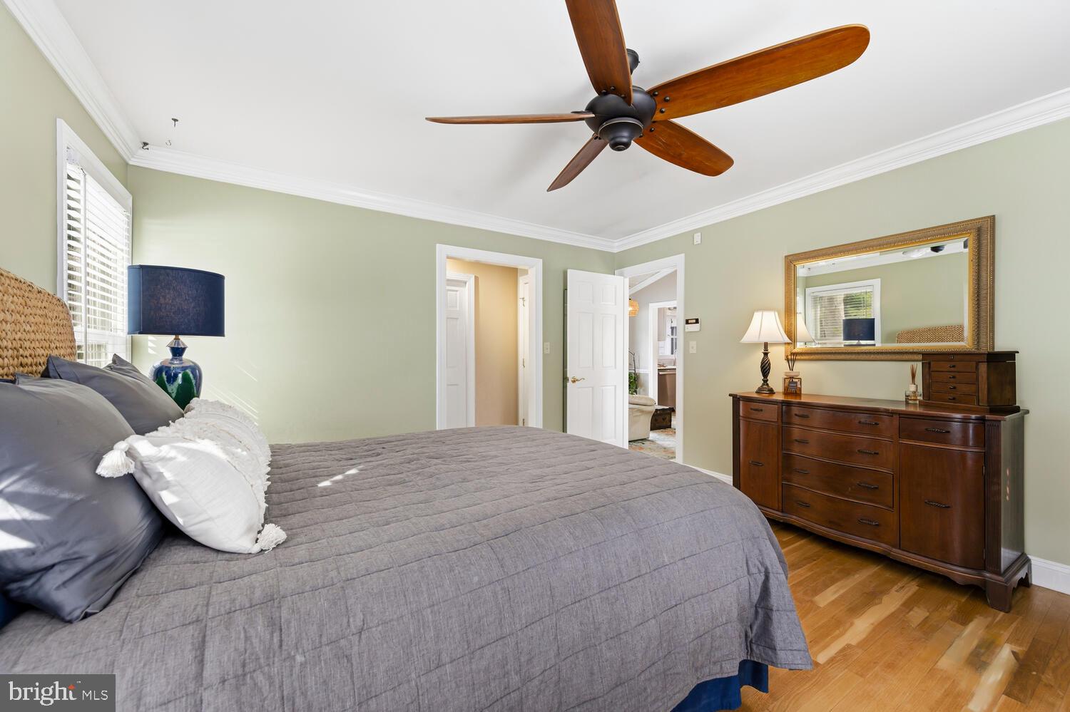 EDGE COVE - Residential