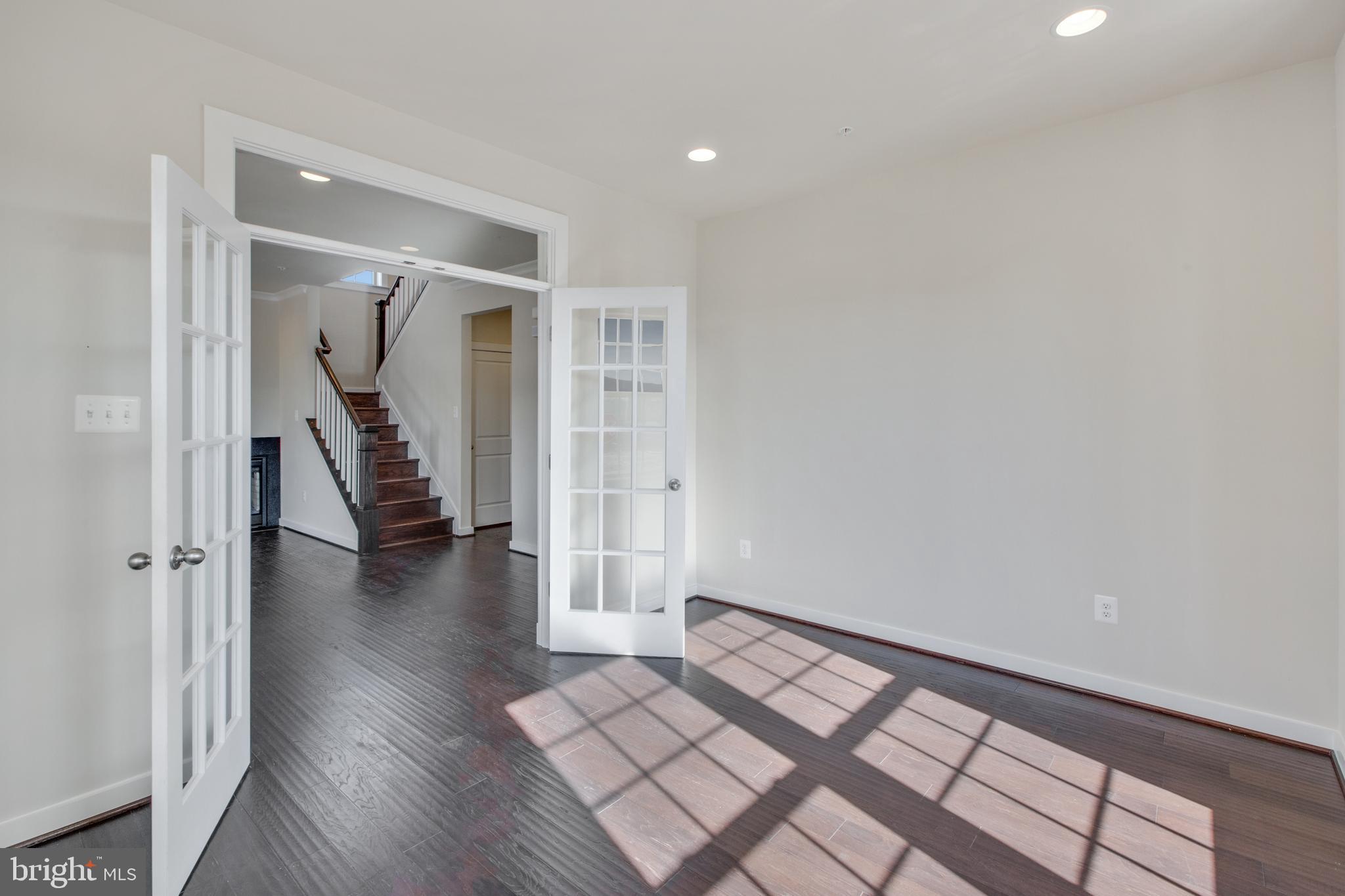 HUNTFIELD - Residential