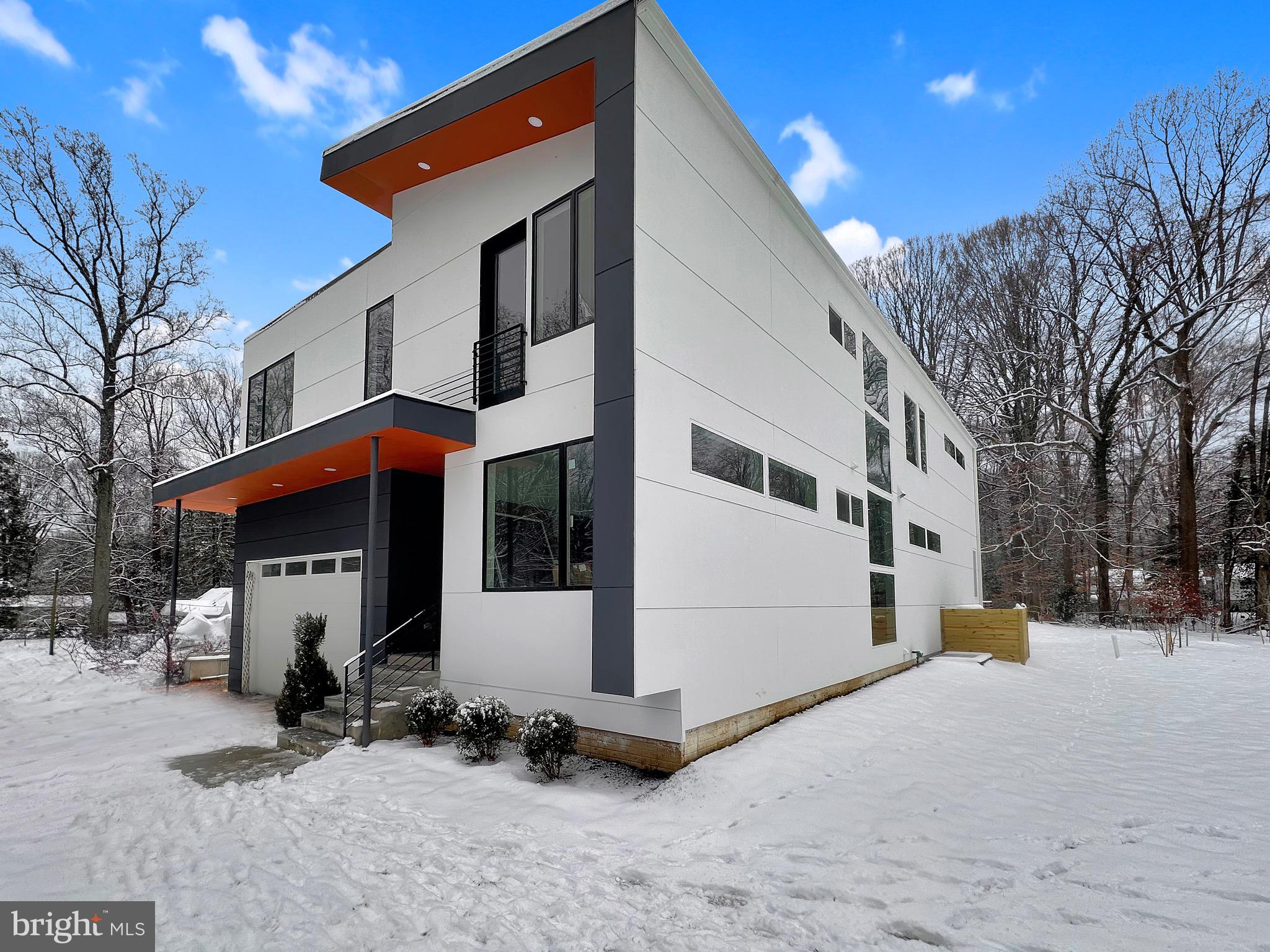 BROOK HILLS ESTATE - Residential