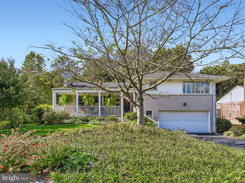 WOODBROOK VILLAGE - Residential