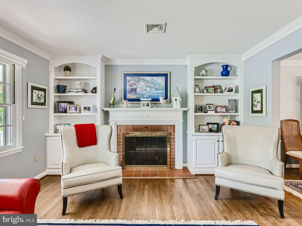 WOODBROOK VILLAGE - Residential