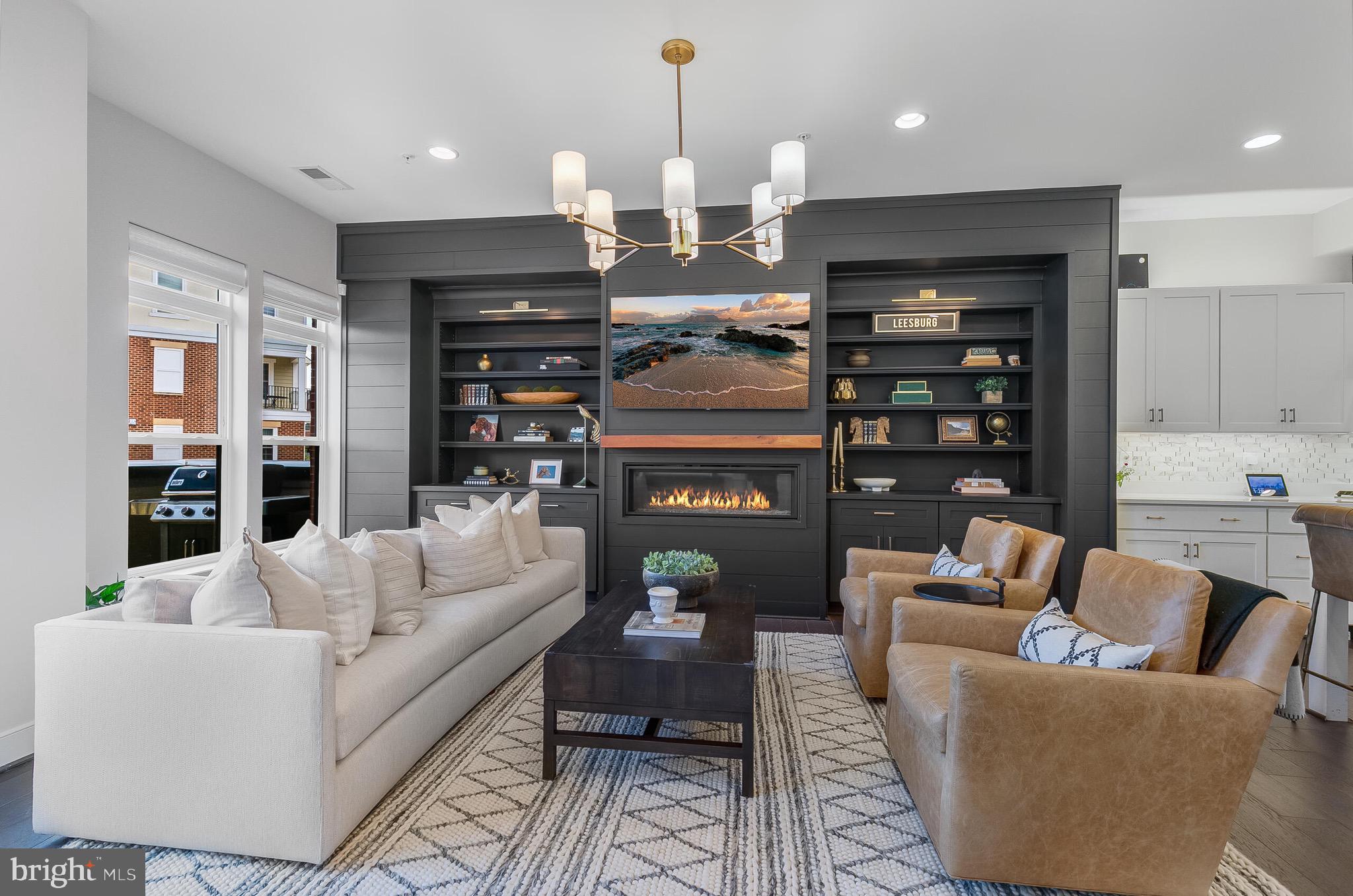 CRESCENT PLACE - Residential