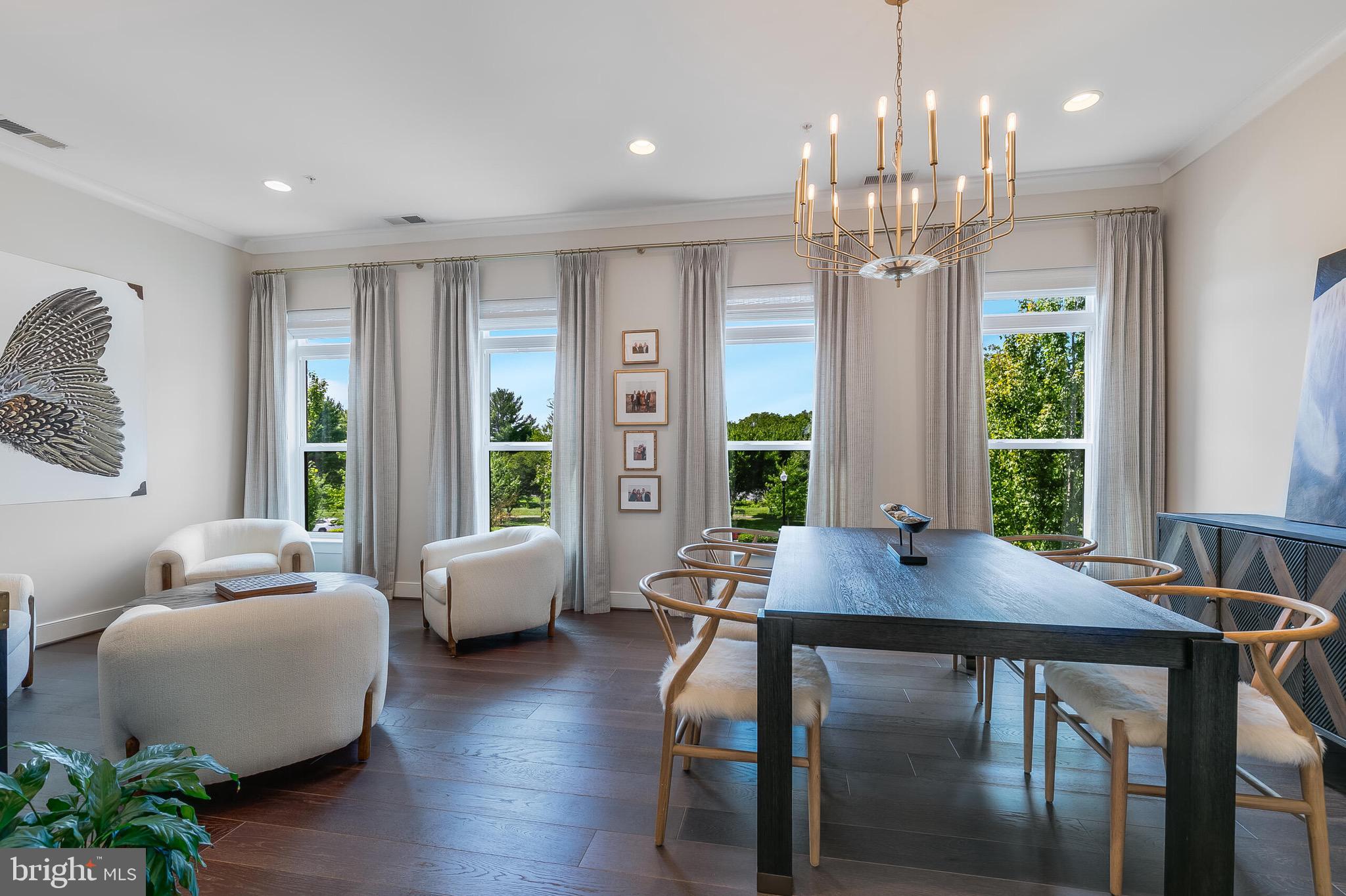 CRESCENT PLACE - Residential