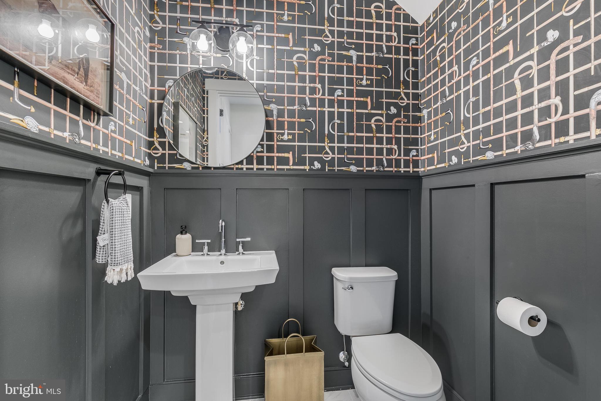 CRESCENT PLACE - Residential