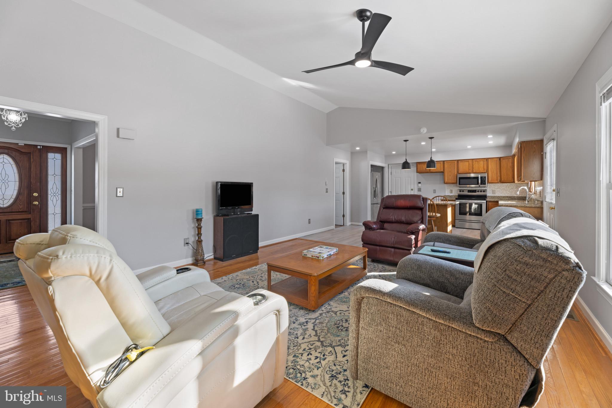 WHITESTONE ESTATES - Residential