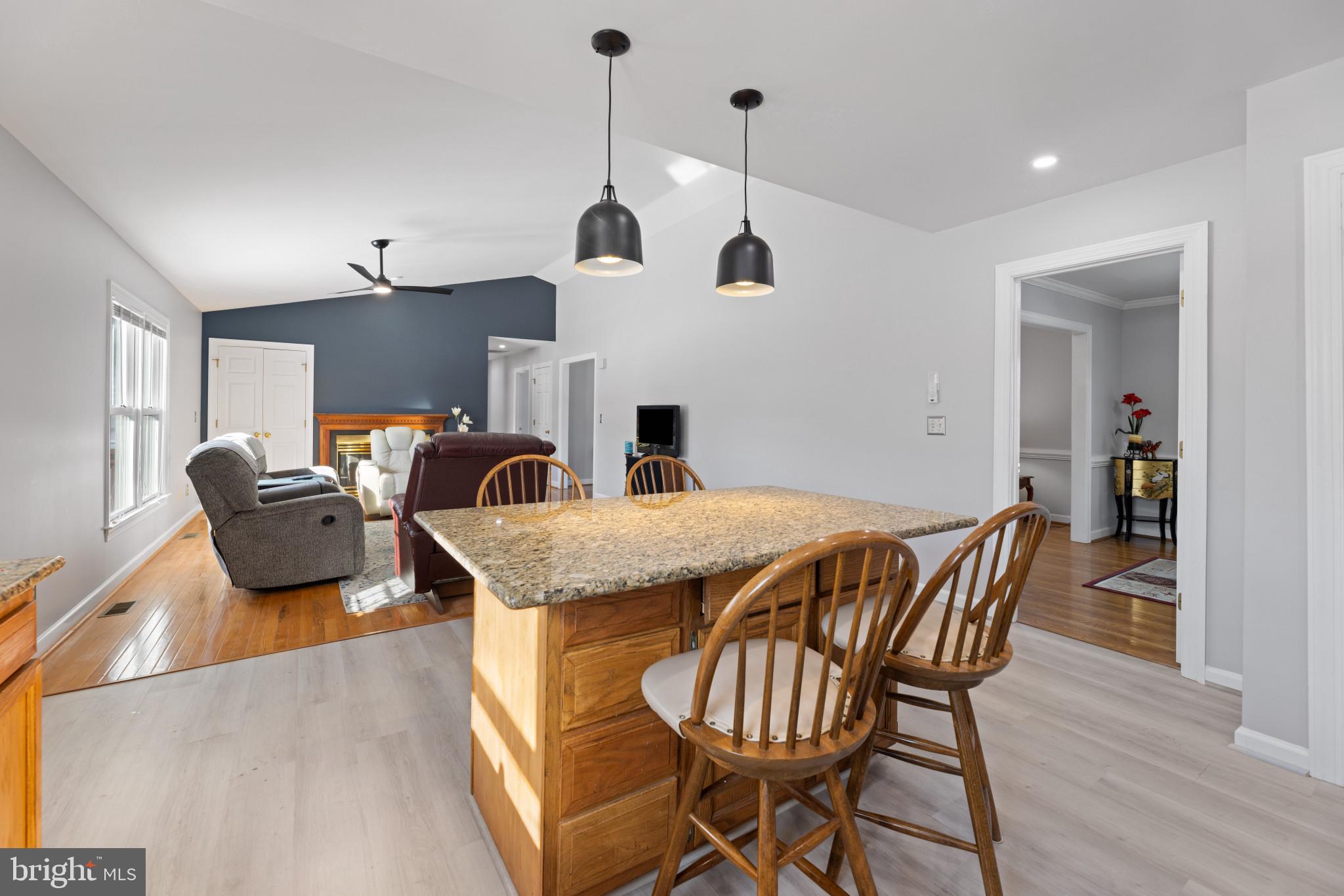 WHITESTONE ESTATES - Residential