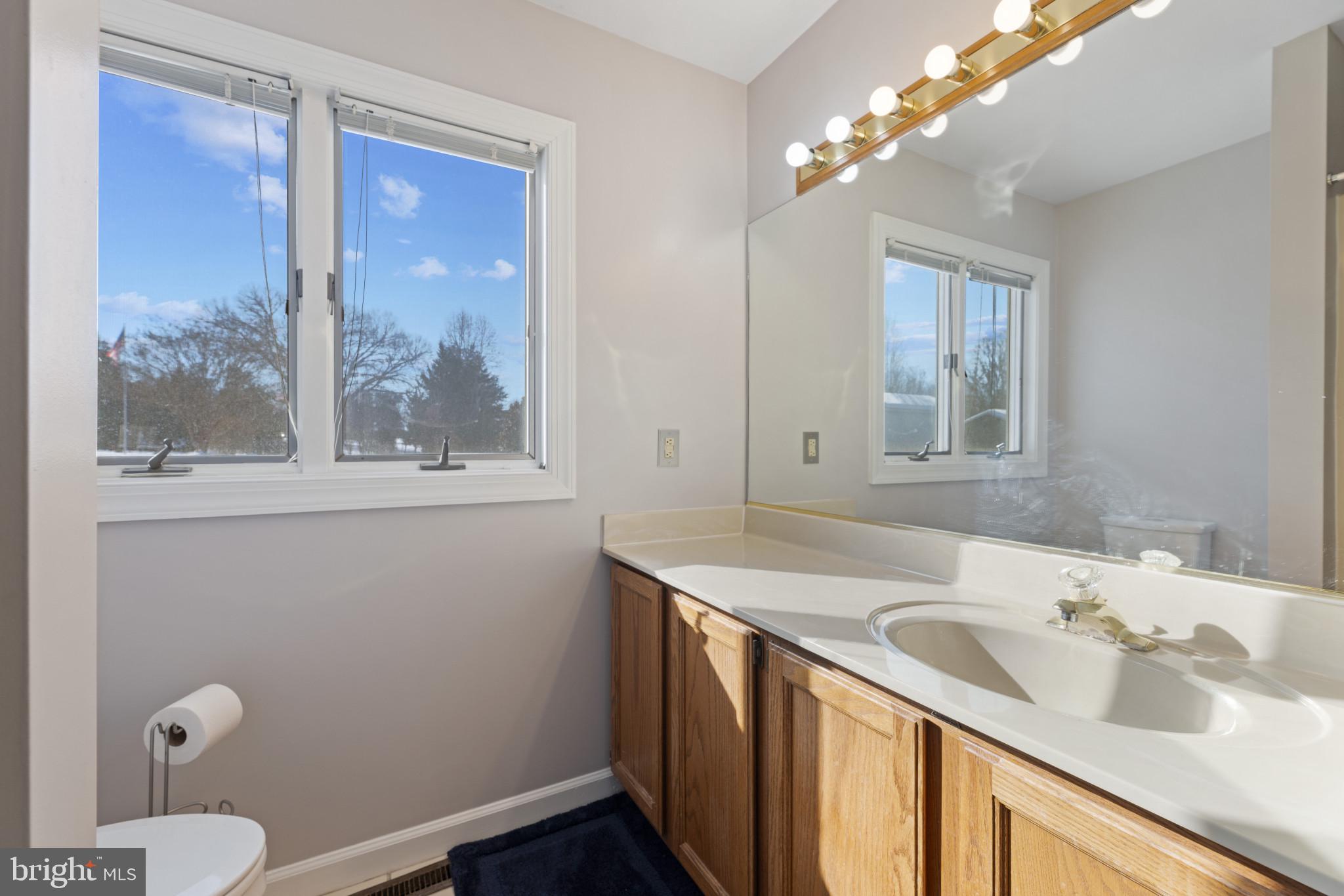 WHITESTONE ESTATES - Residential