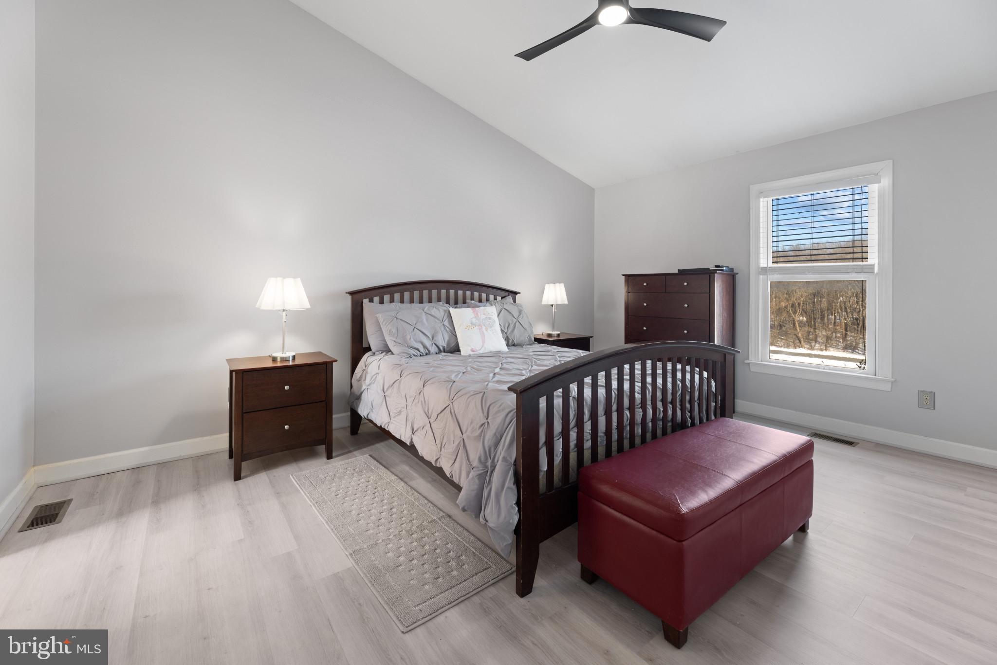 WHITESTONE ESTATES - Residential