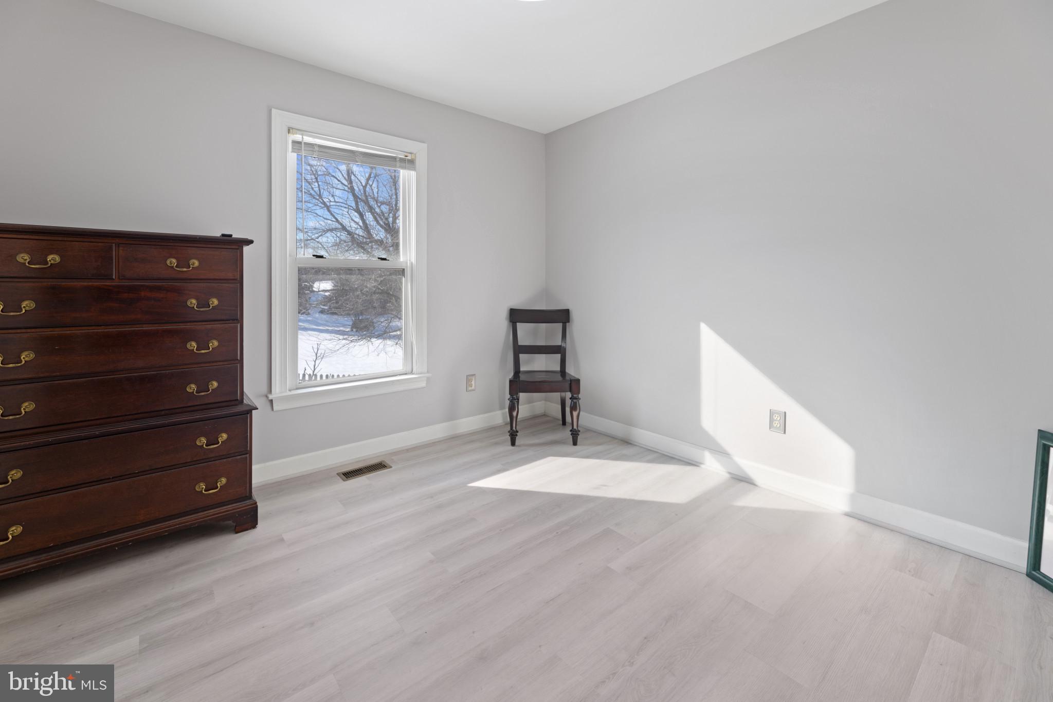 WHITESTONE ESTATES - Residential