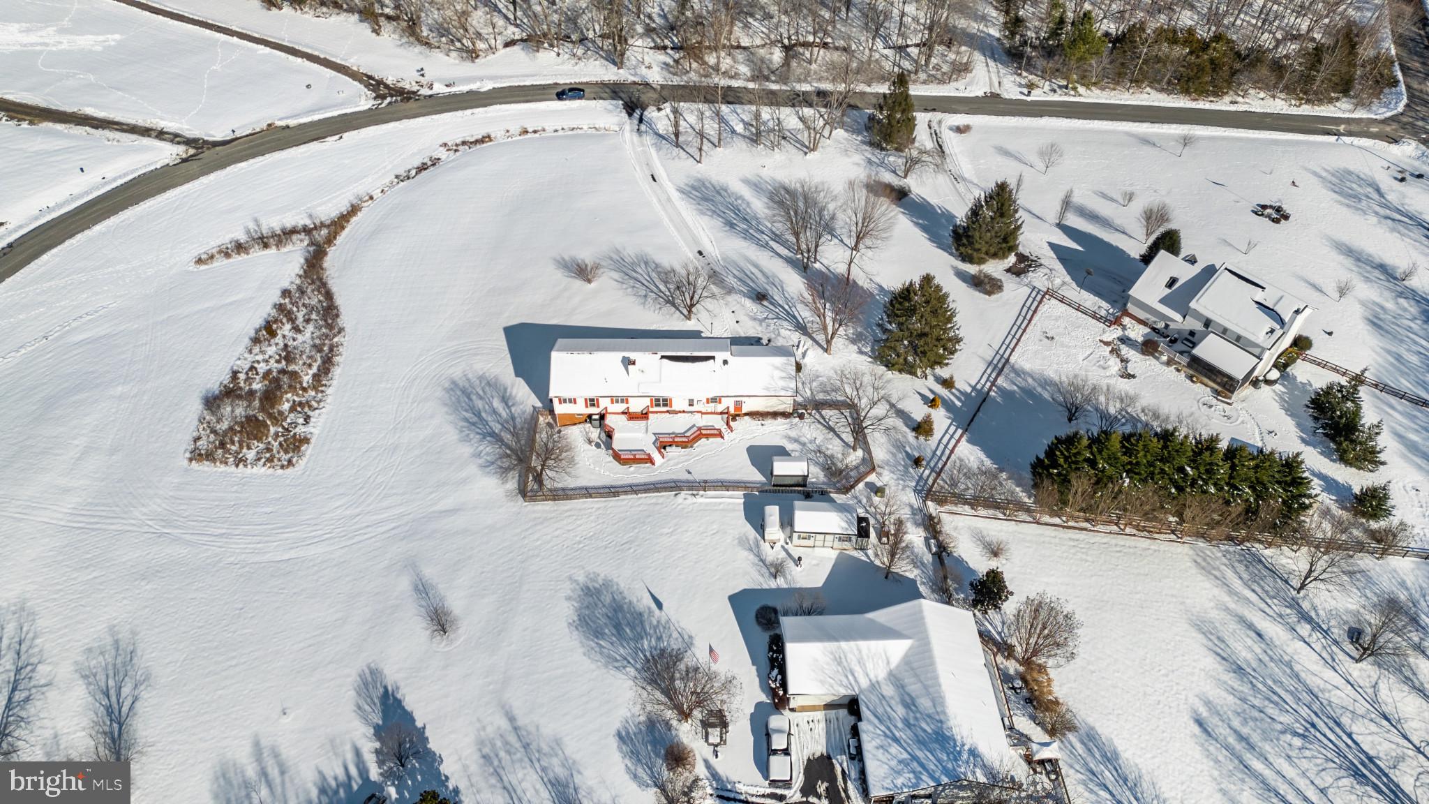 WHITESTONE ESTATES - Residential