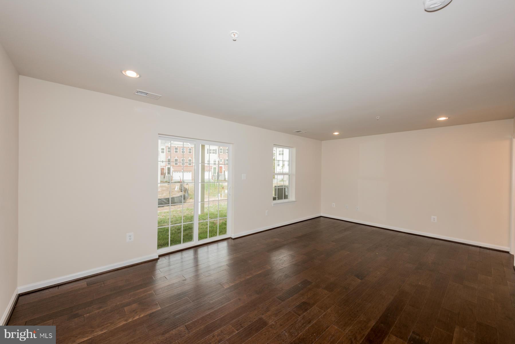 SUMMERFIELD VILLAGE - Residential