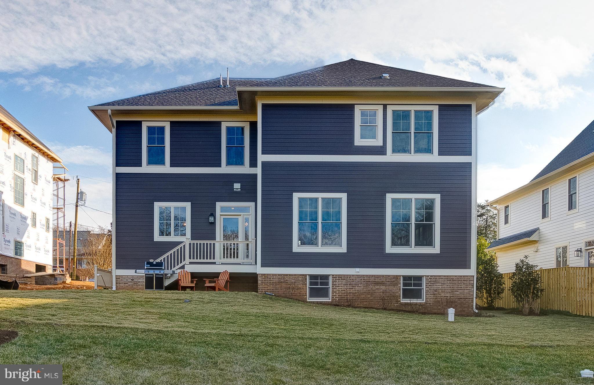 LEXINGTON HEIGHTS - Residential