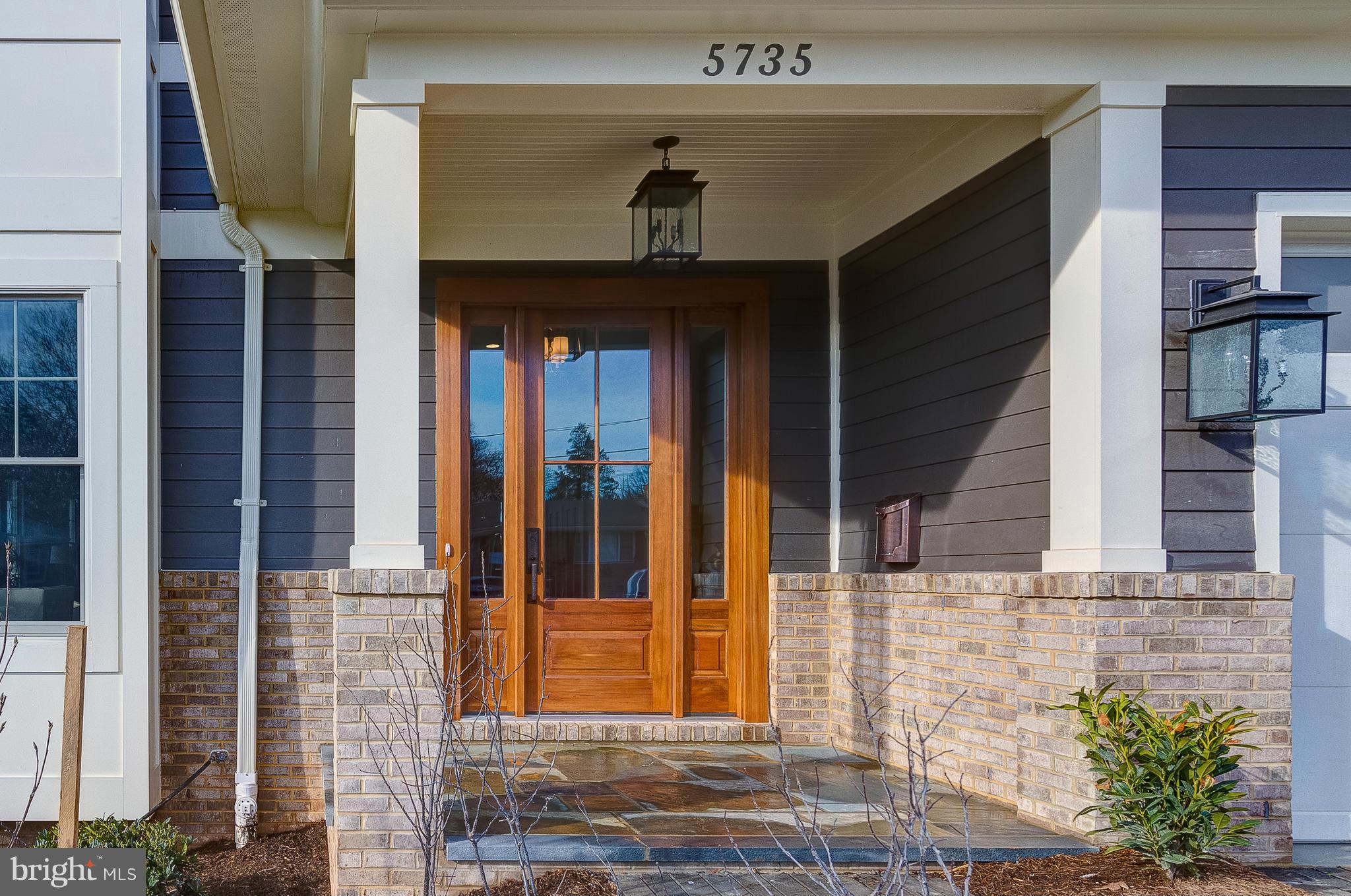 LEXINGTON HEIGHTS - Residential