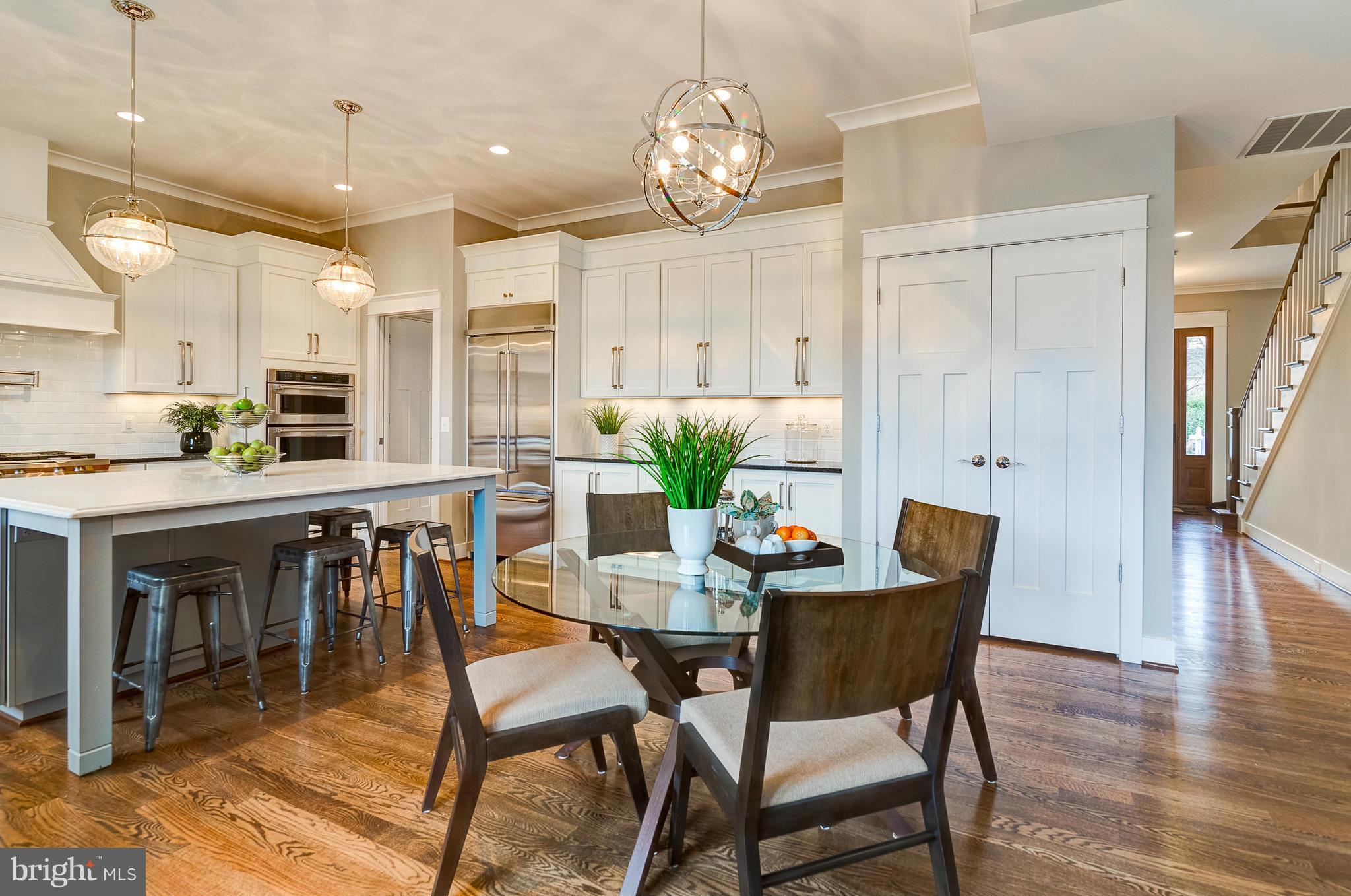 LEXINGTON HEIGHTS - Residential