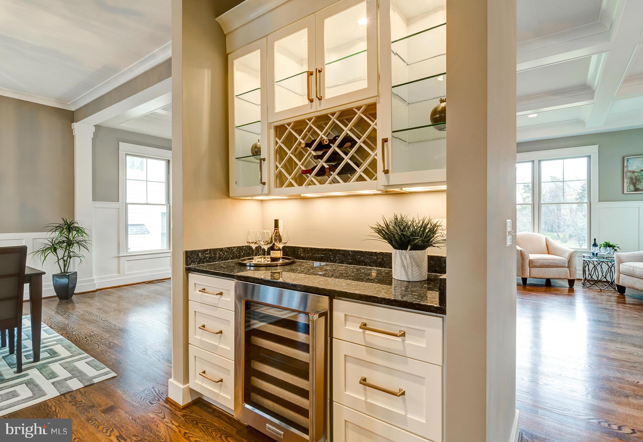 LEXINGTON HEIGHTS - Residential