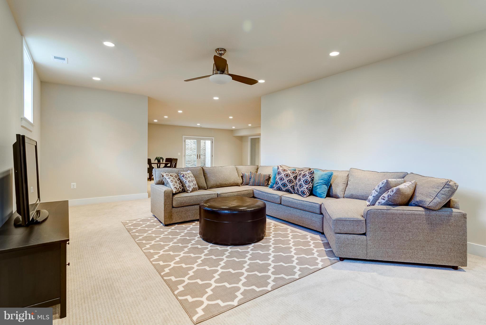 LEXINGTON HEIGHTS - Residential