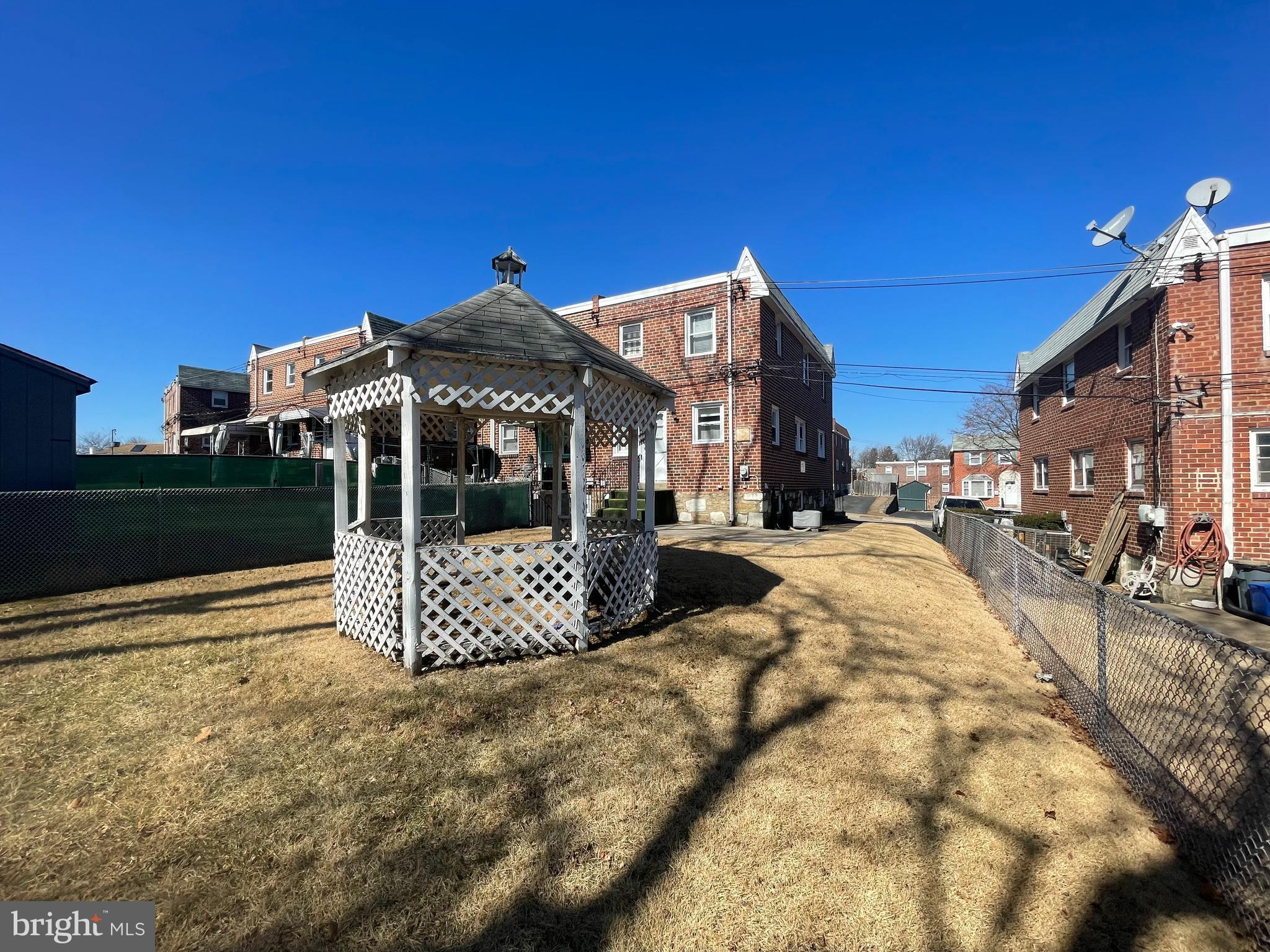 GARRETTFORD - Residential