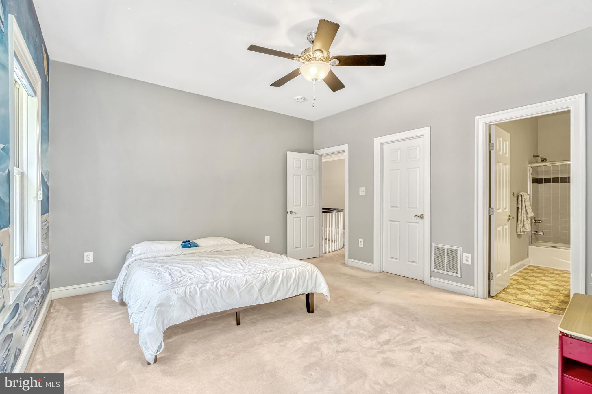 BEACON HILL - Residential