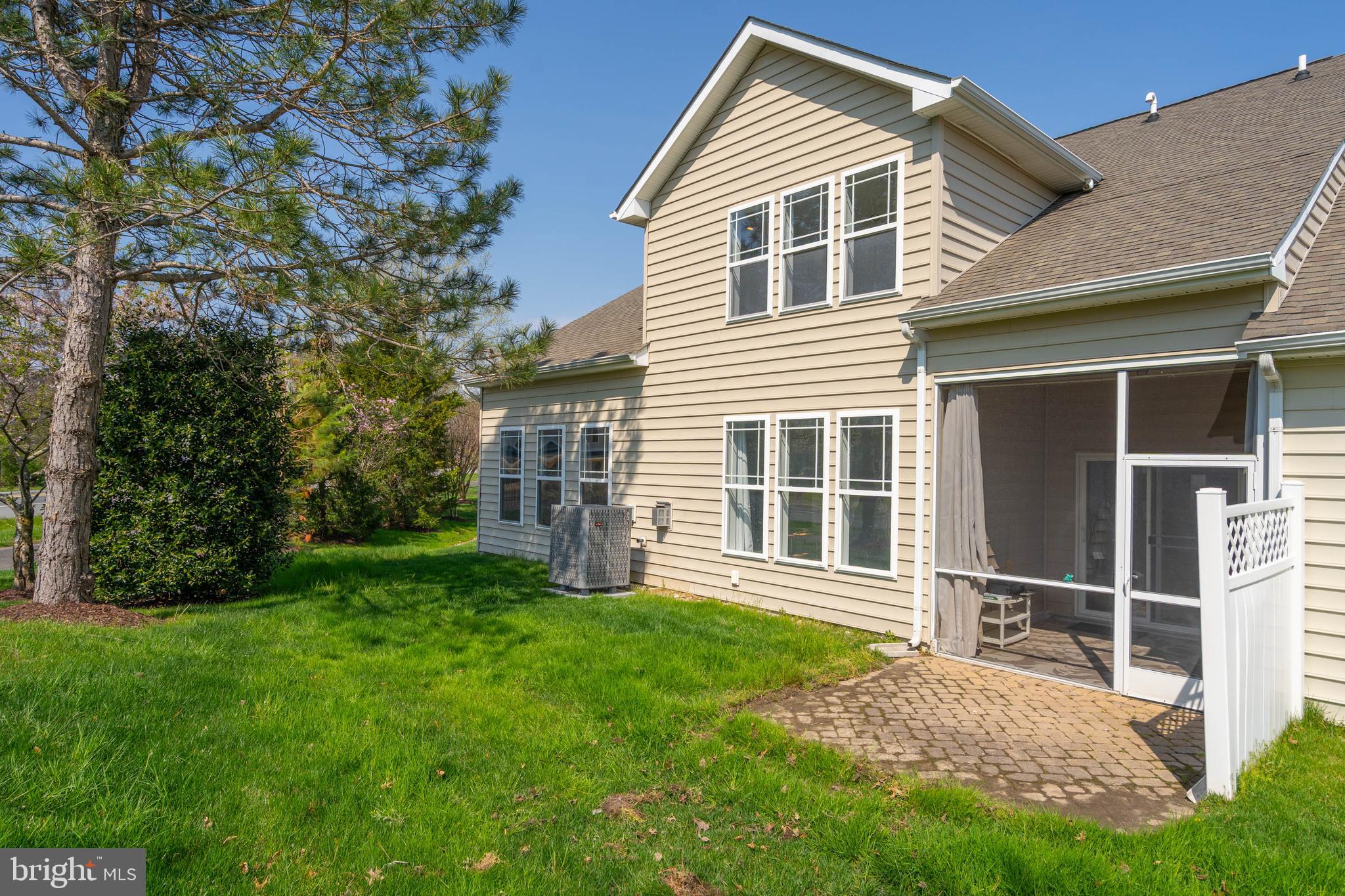 ASHLEY MANOR - Residential