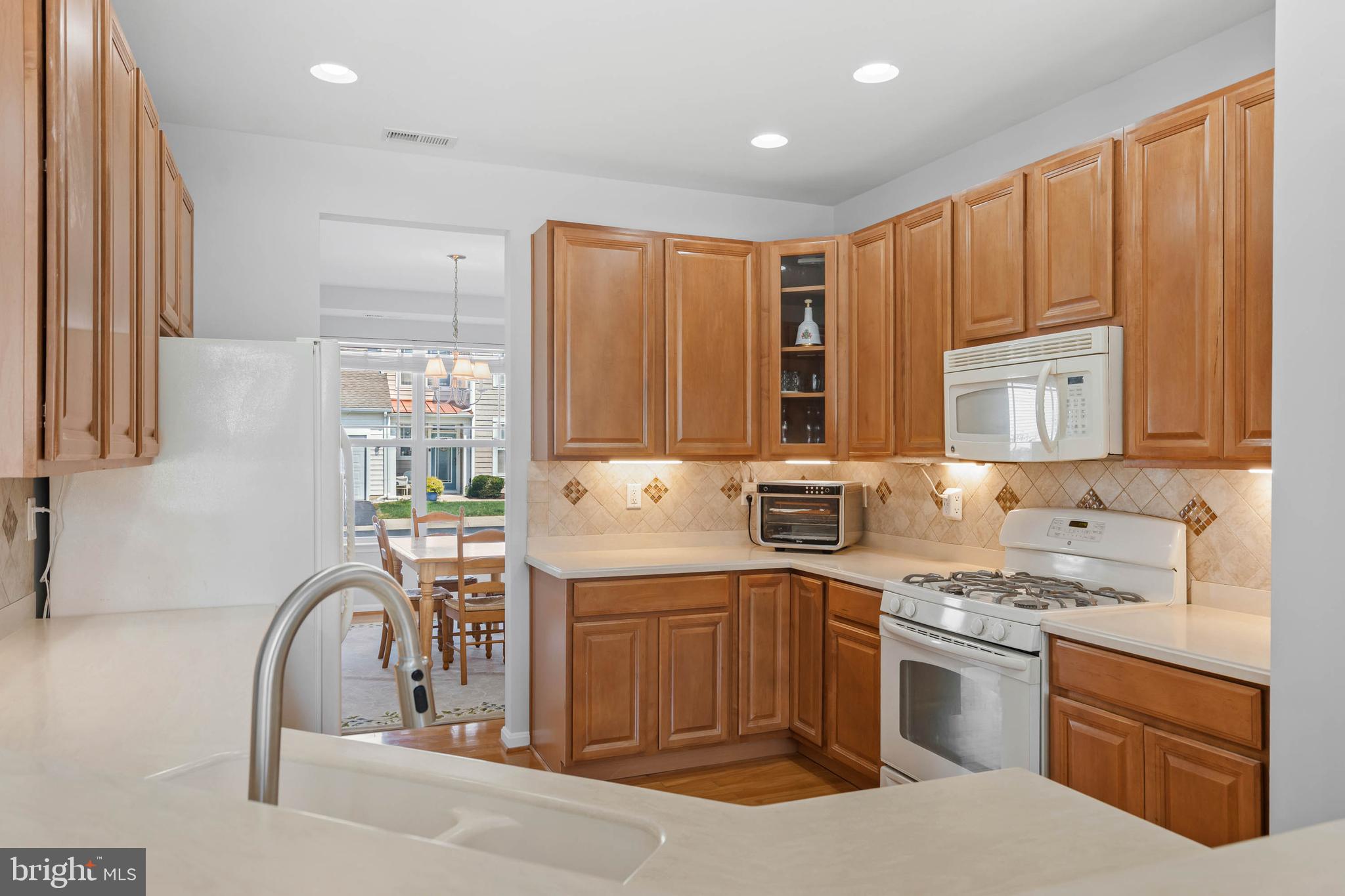 ASHLEY MANOR - Residential