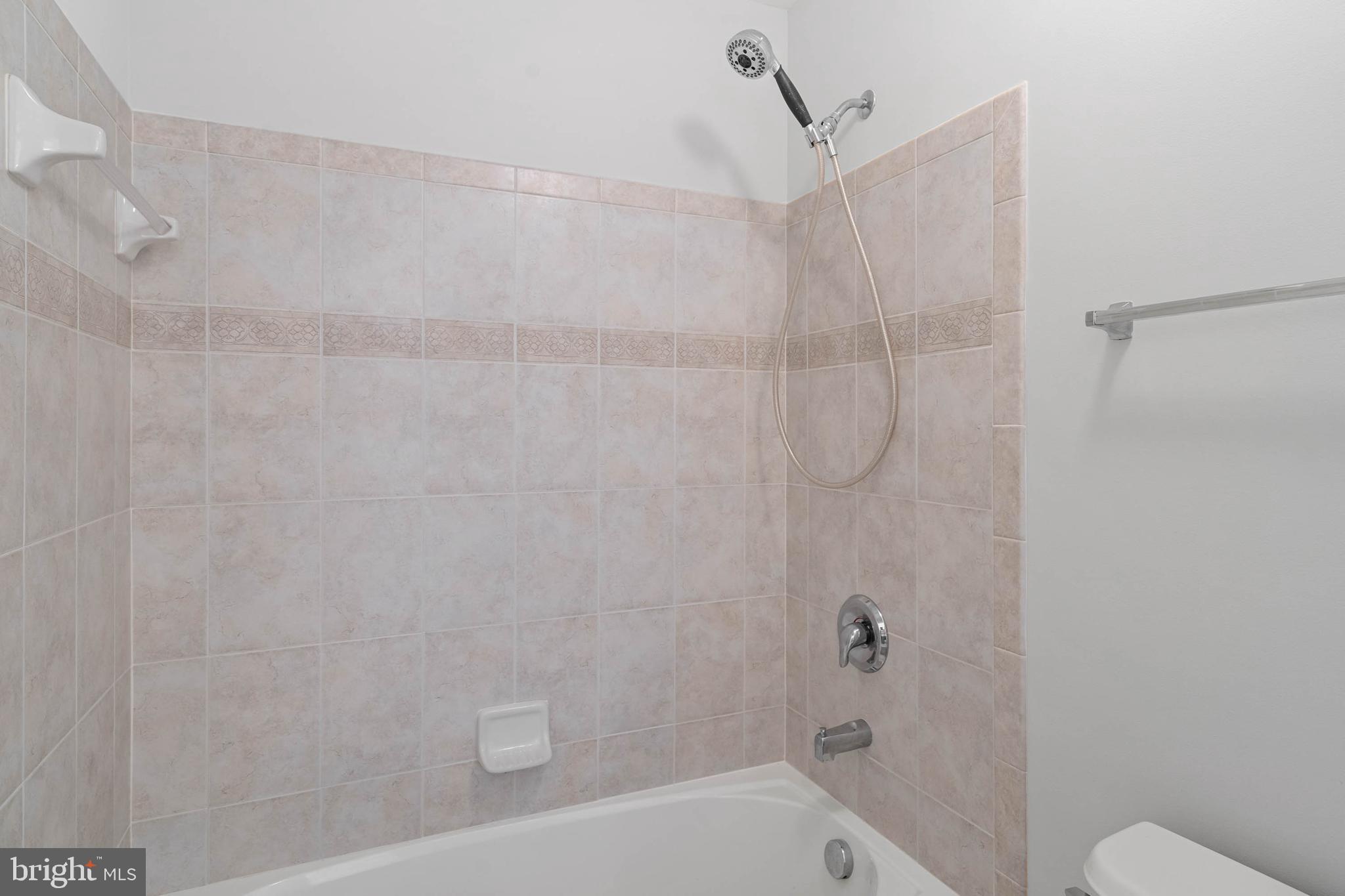 ASHLEY MANOR - Residential