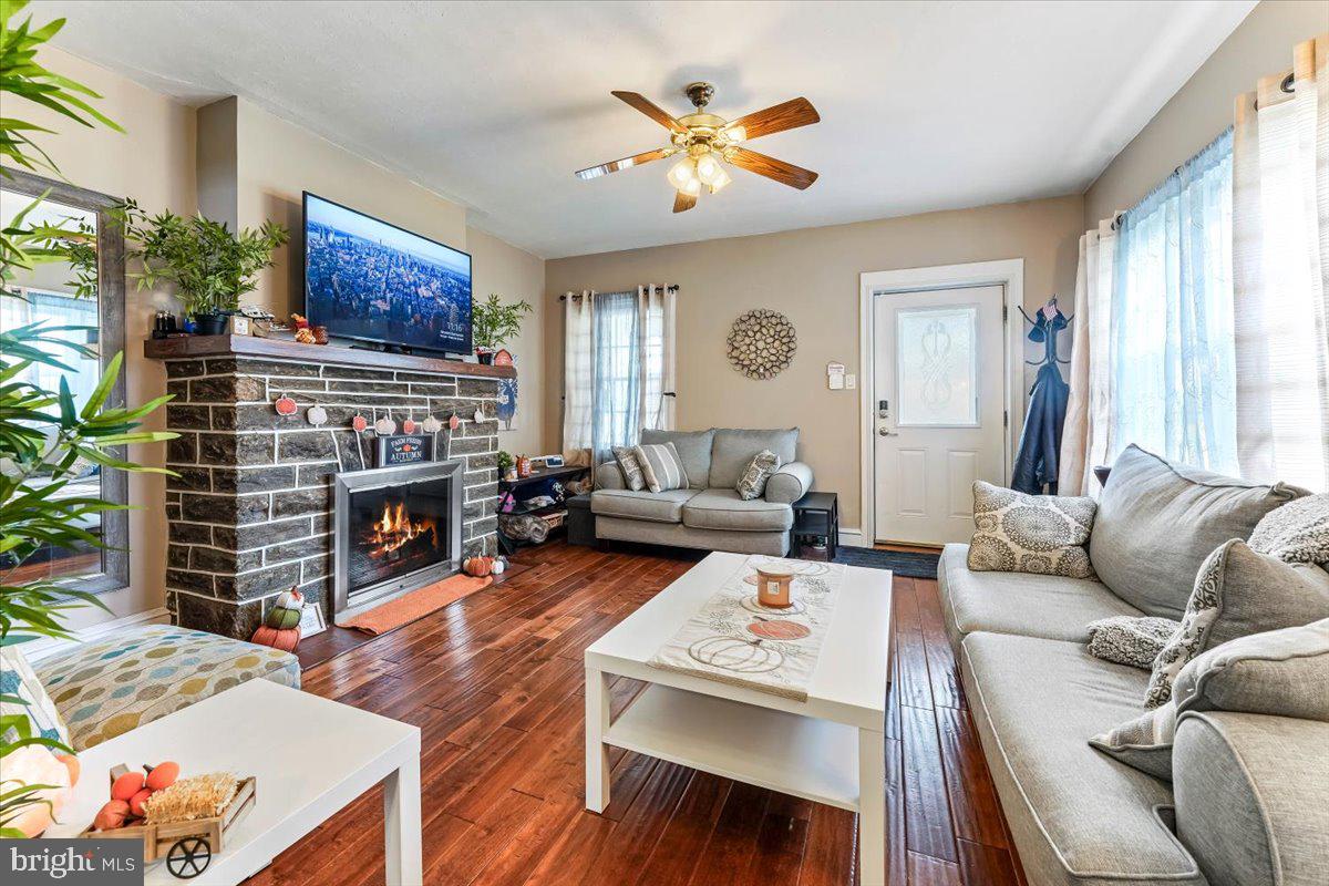 MANOA - Residential