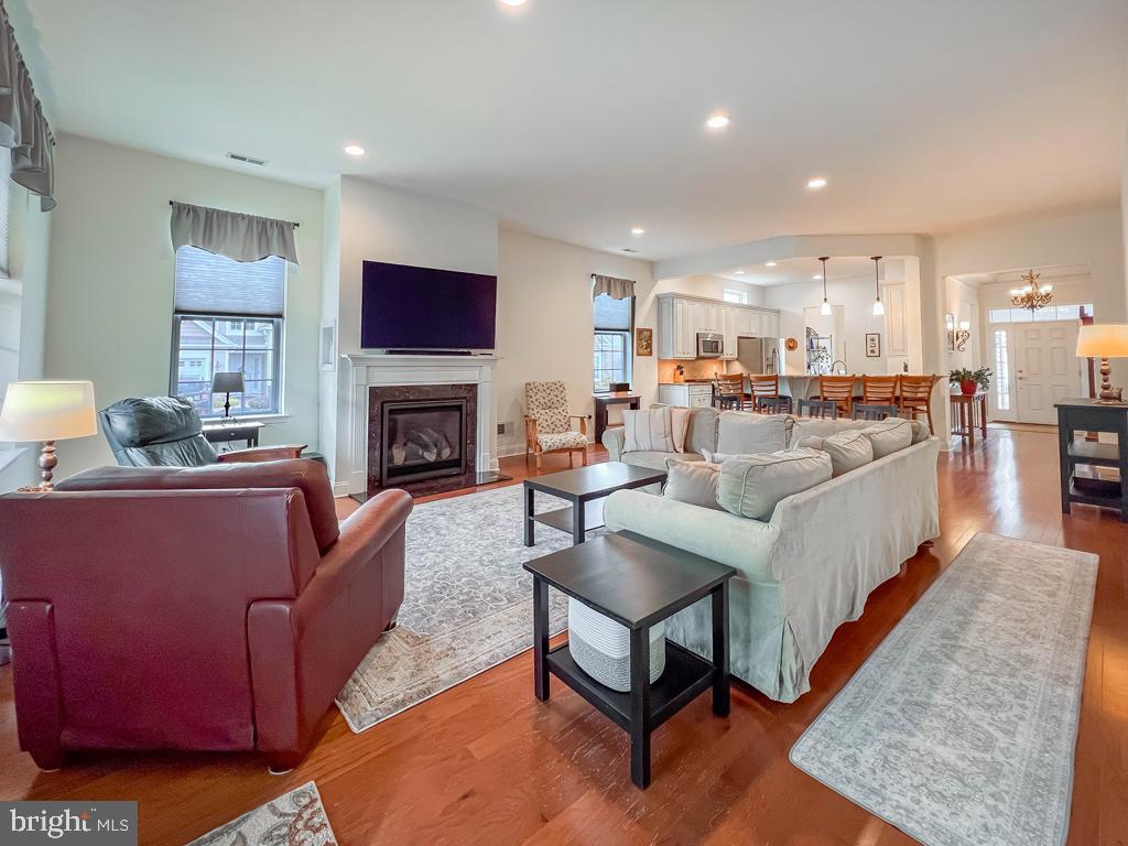 REGENCY AT YARDLEY - Residential