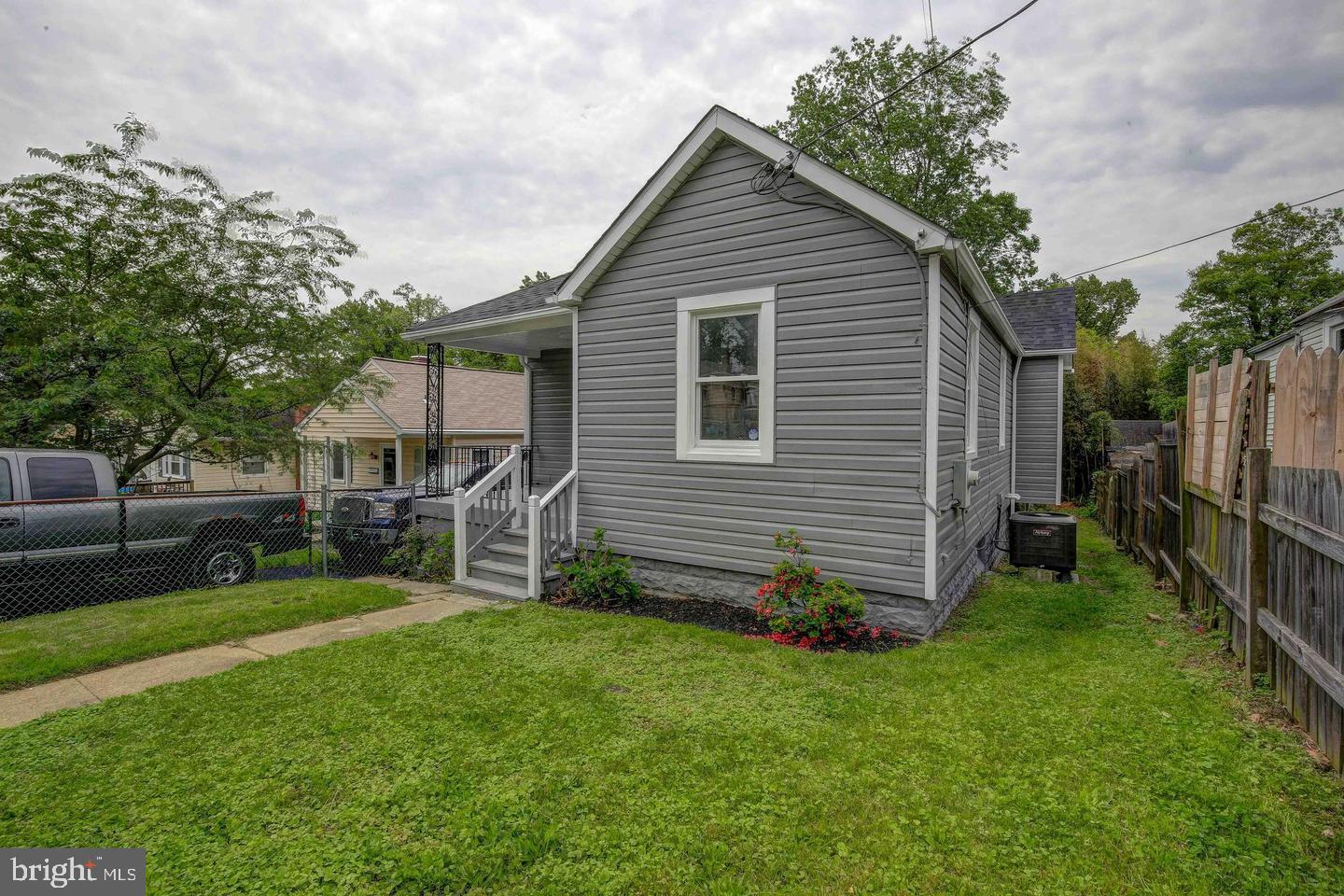 ROSEMONT - Residential