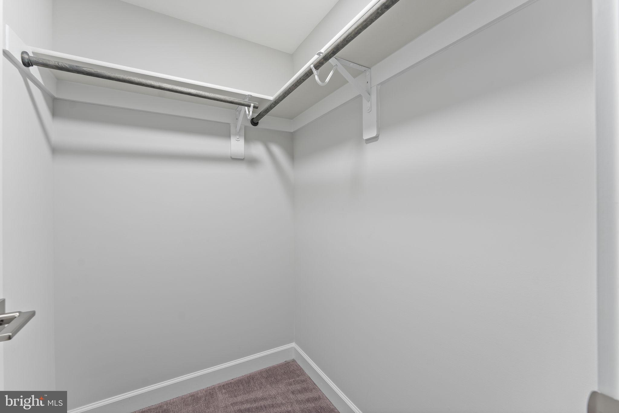 HIGHVIEW TERRACE - Residential Lease